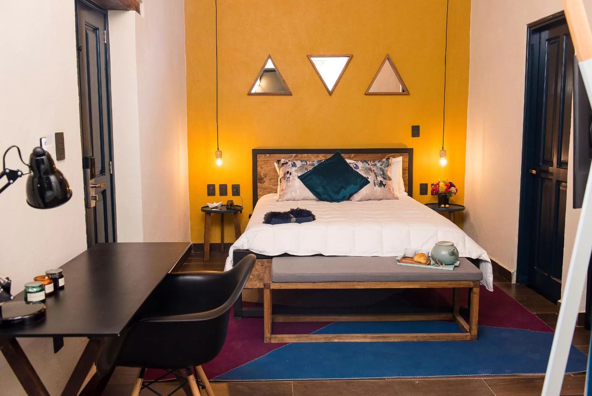 Bed in Antigua Trece Hotel Fusión & SPA