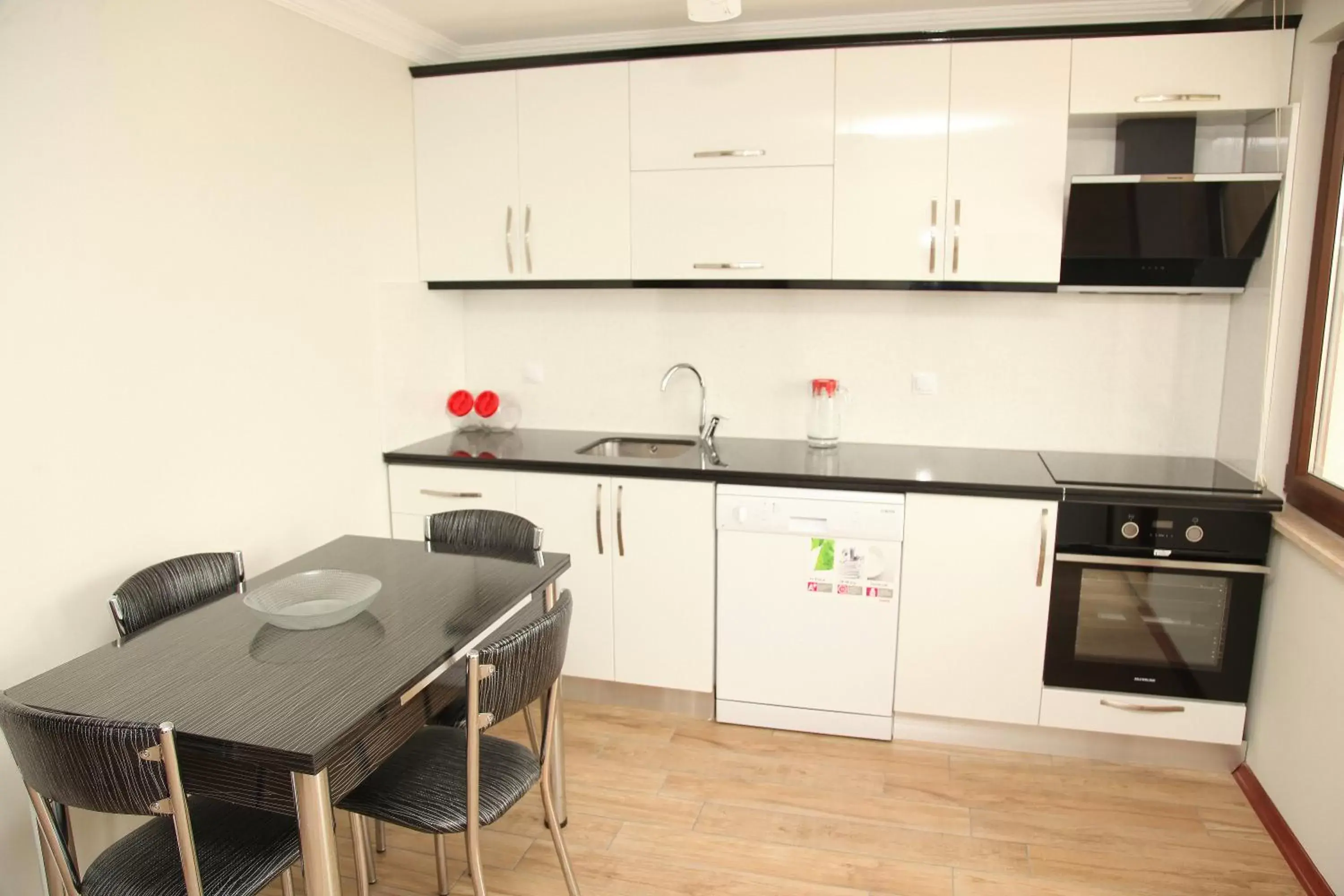 Two-Bedroom Apartment with Terrace and Sea View in Royal Inn Seza Residence Two-Bedroom Apartment with Terrace and Sea View in Royal Inn Seza Residence