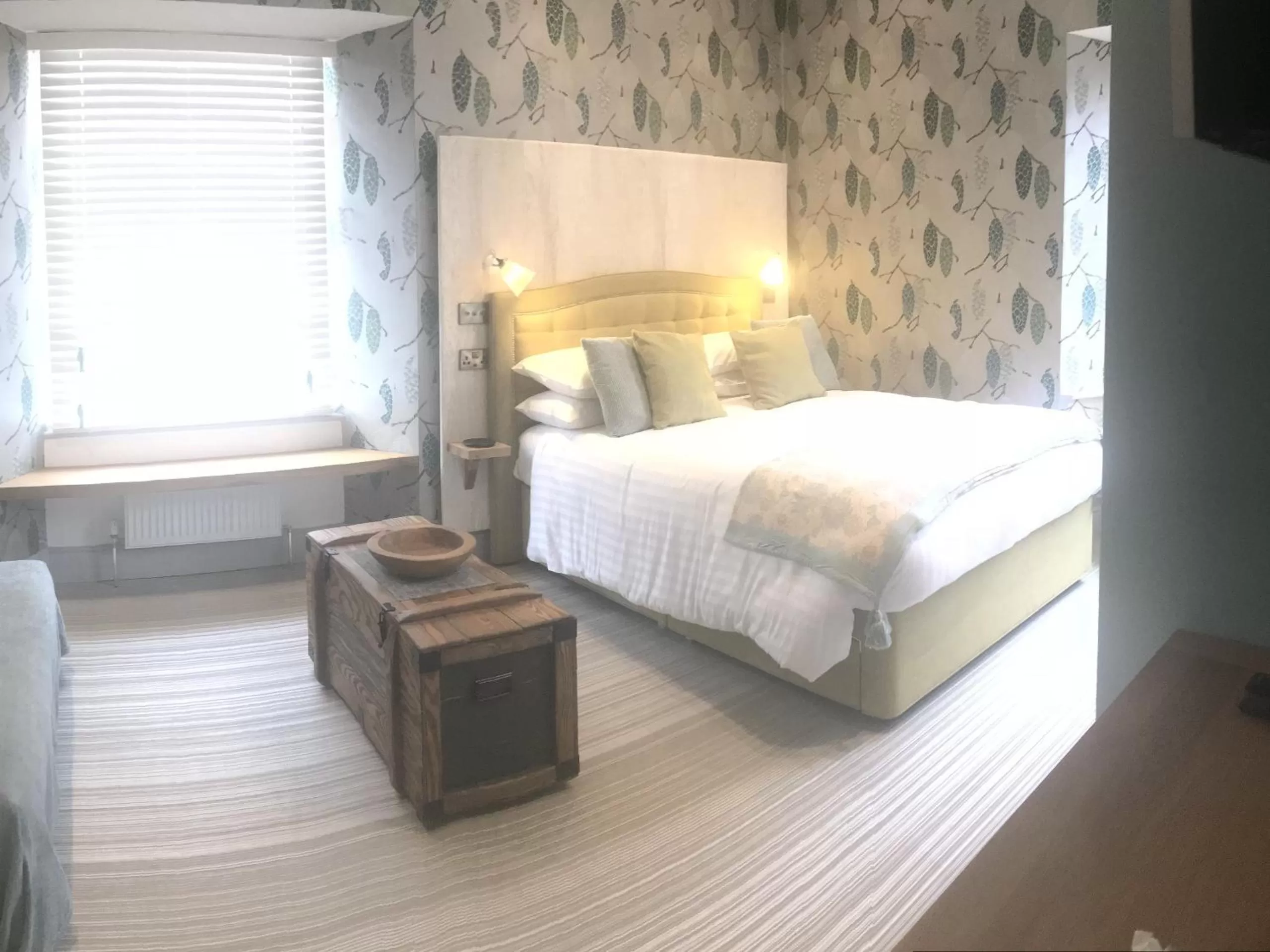 Deluxe Junior Suite - single occupancy in The Railway Inn