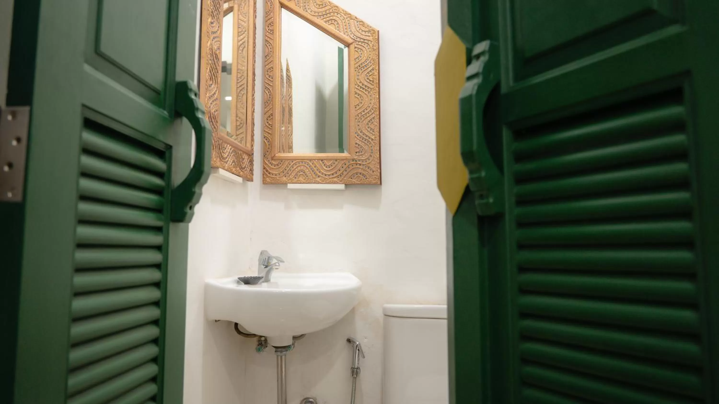Bathroom in Cheva Gallery Boutique Hotel