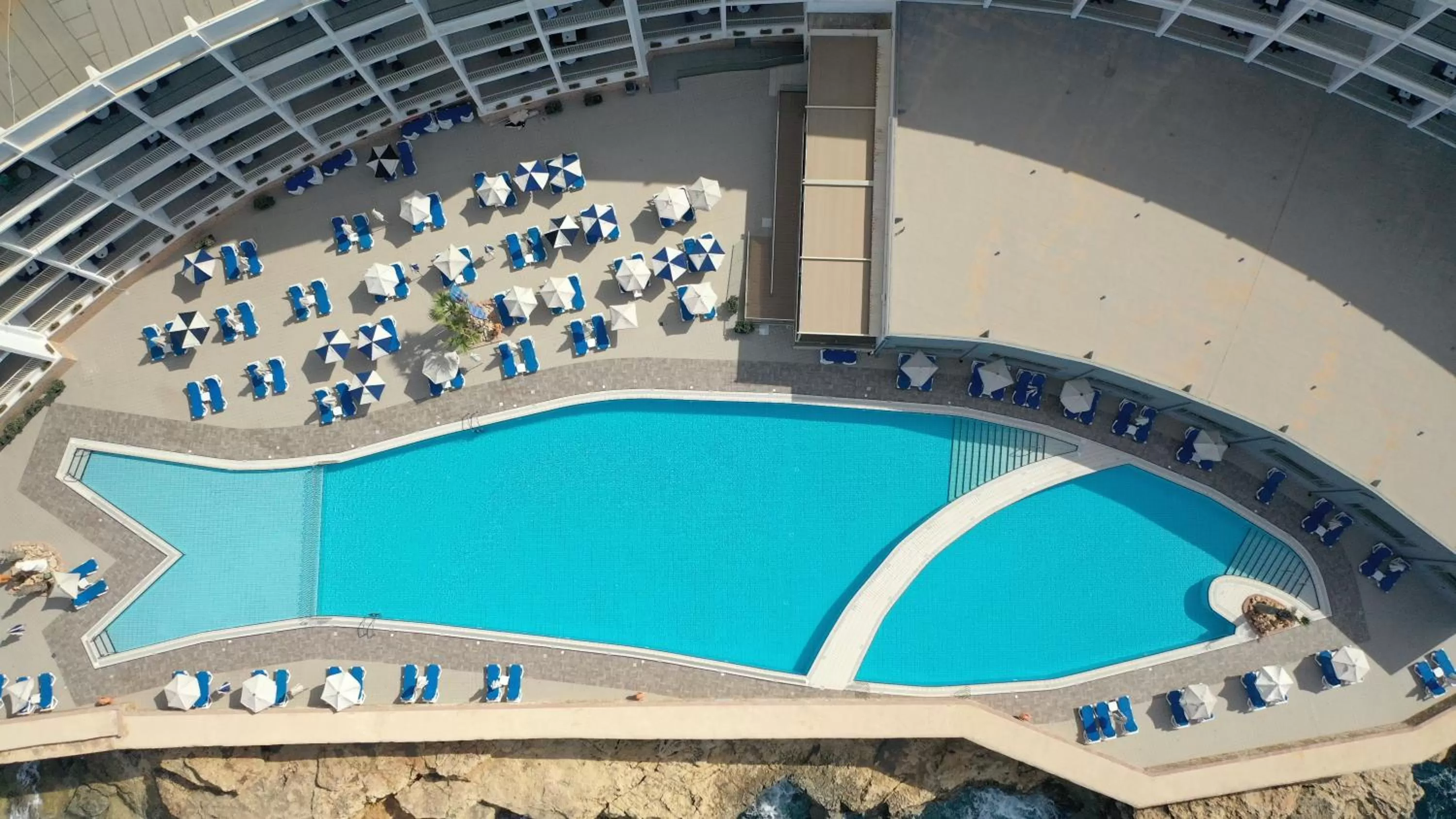 Property building in Paradise Bay Resort