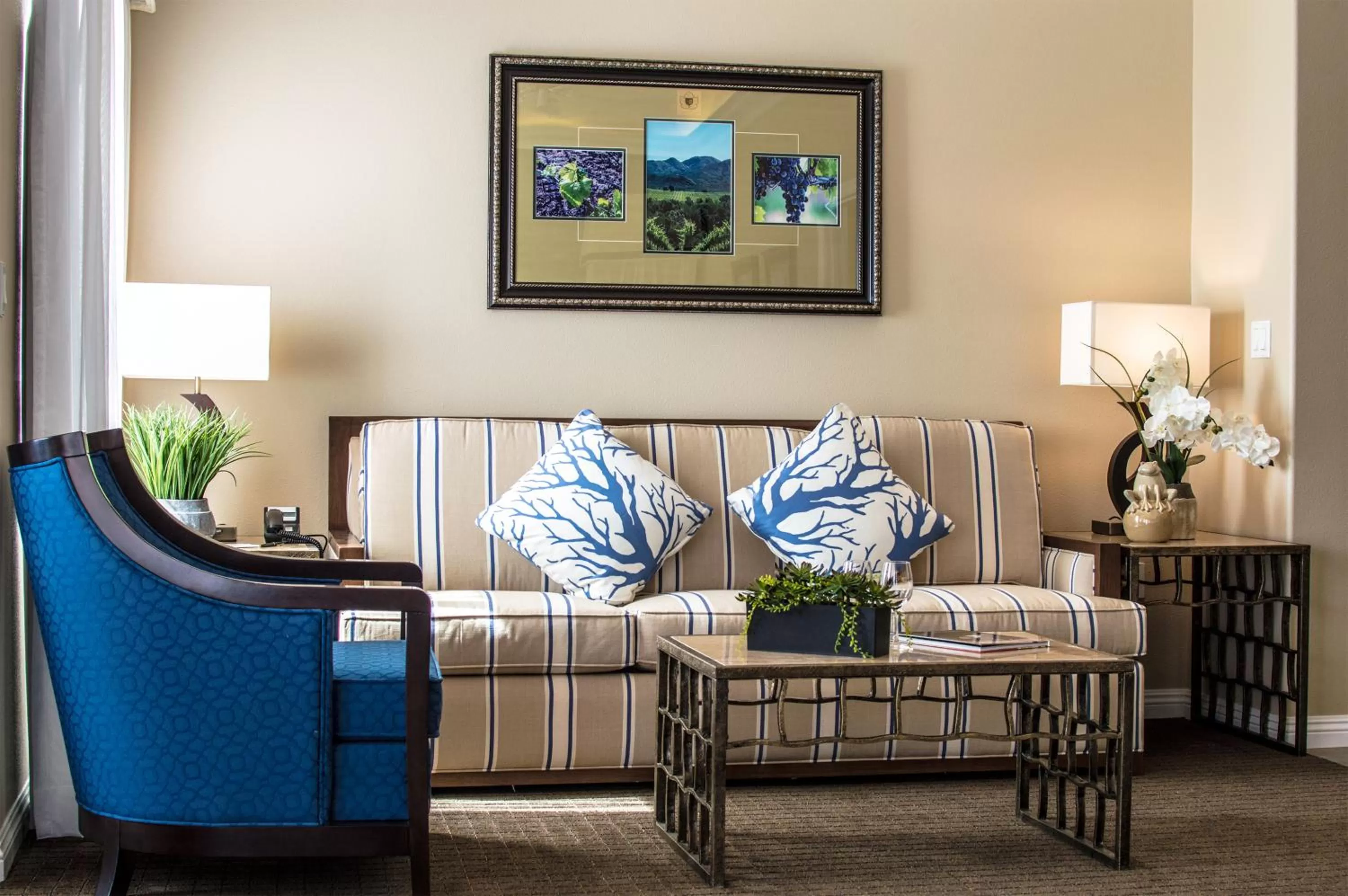 Living room in Carter Estate Winery and Resort