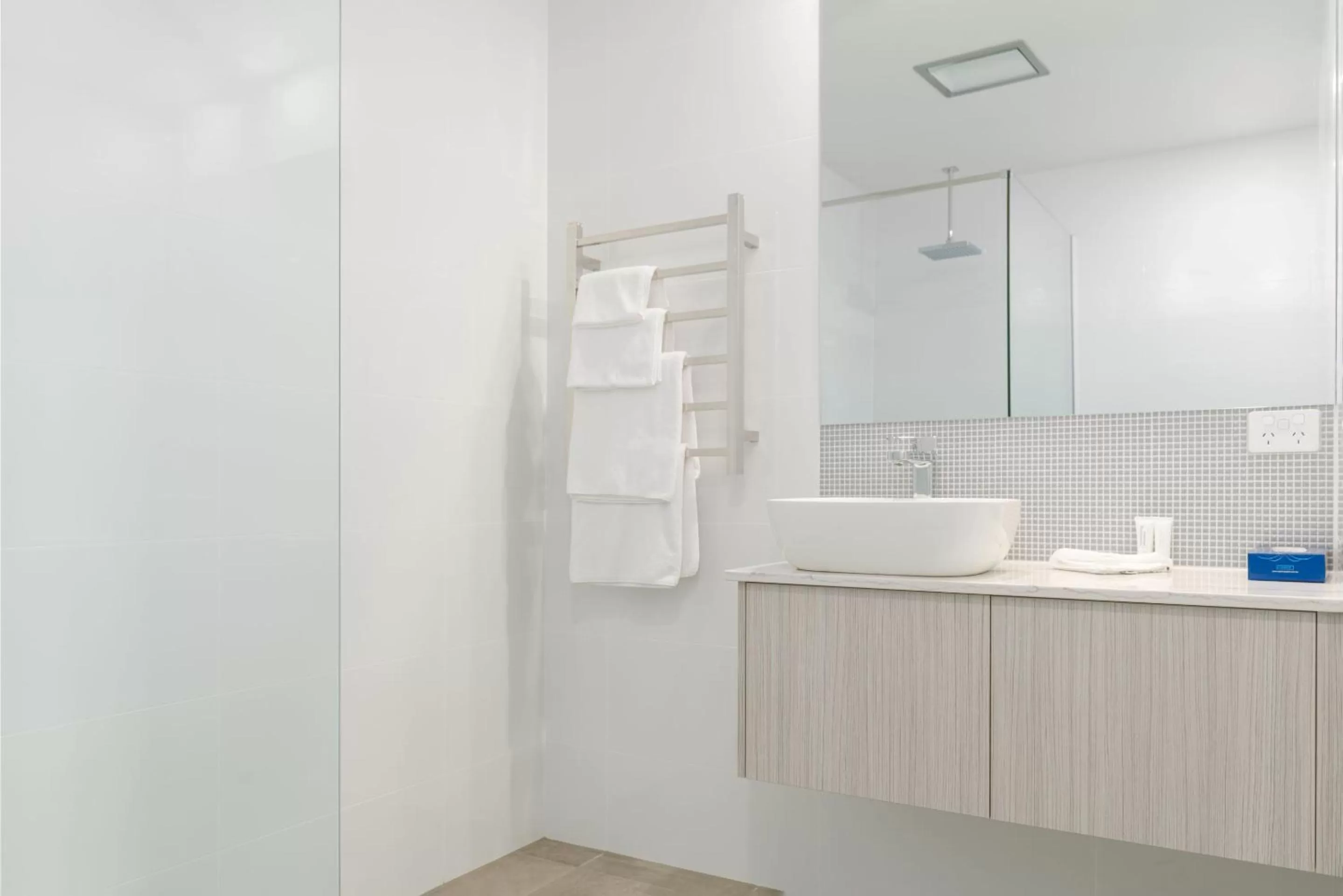 Bathroom in Somerset Hotel