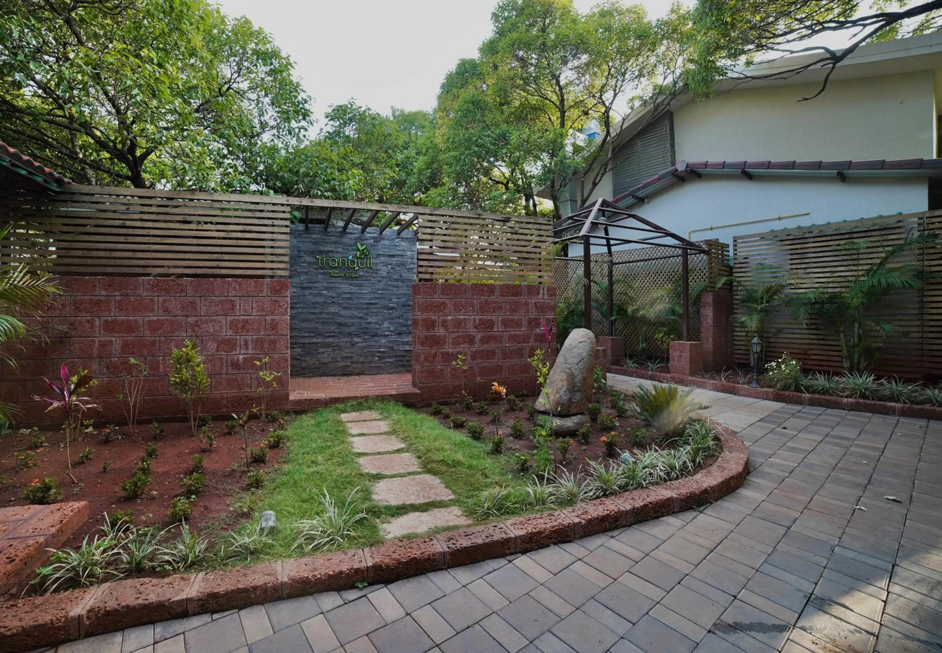 Garden in Tranquil Resort & Spa