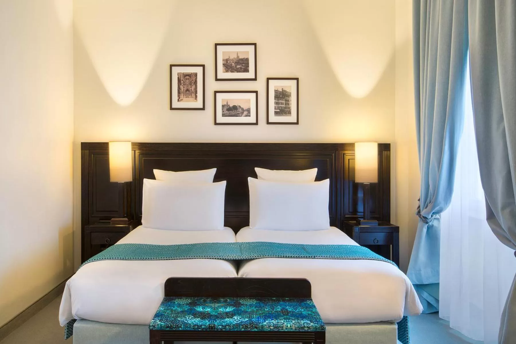 Bedroom, Bed in Hôtel Régent Contades