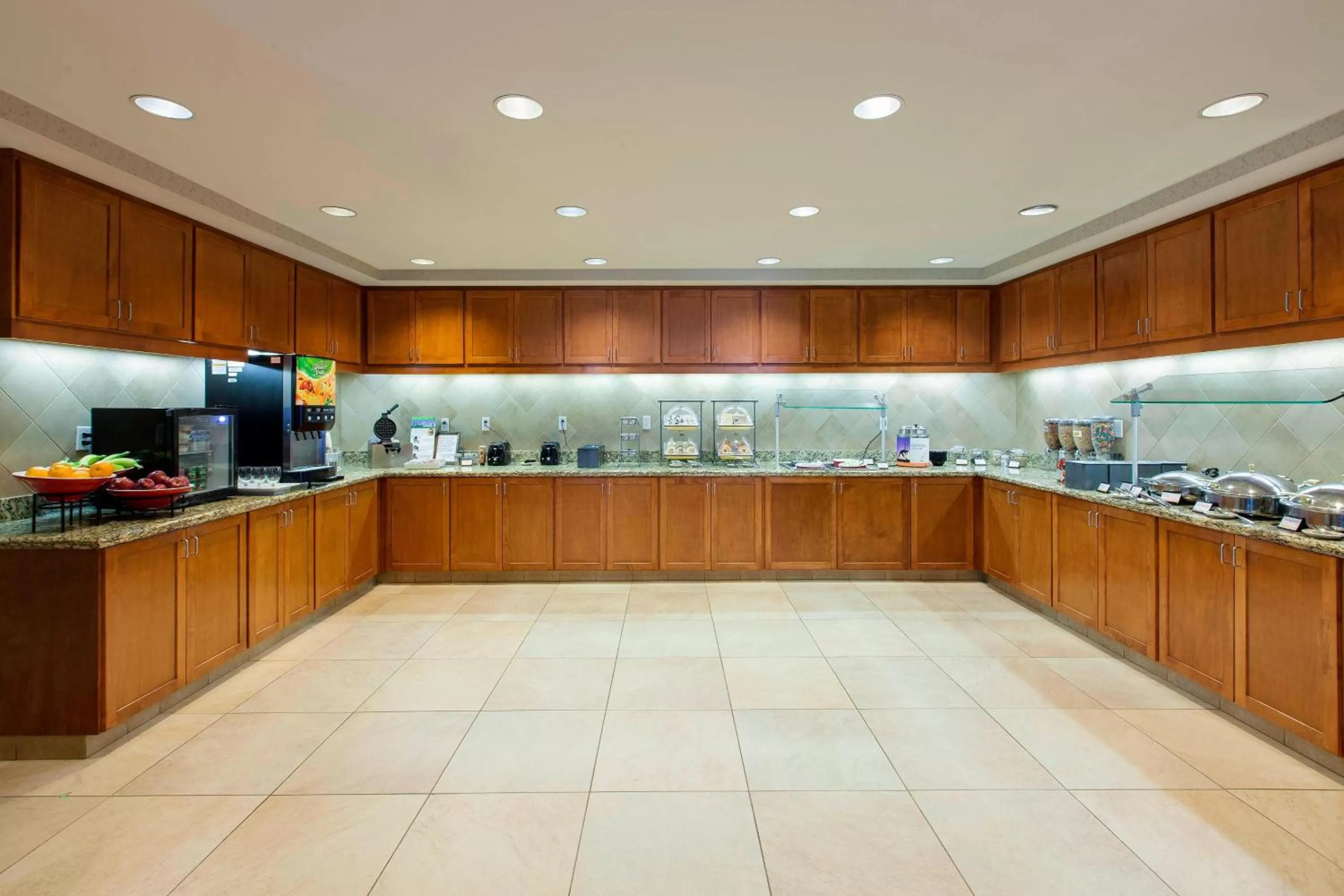 Breakfast in Residence Inn Chicago Midway Airport