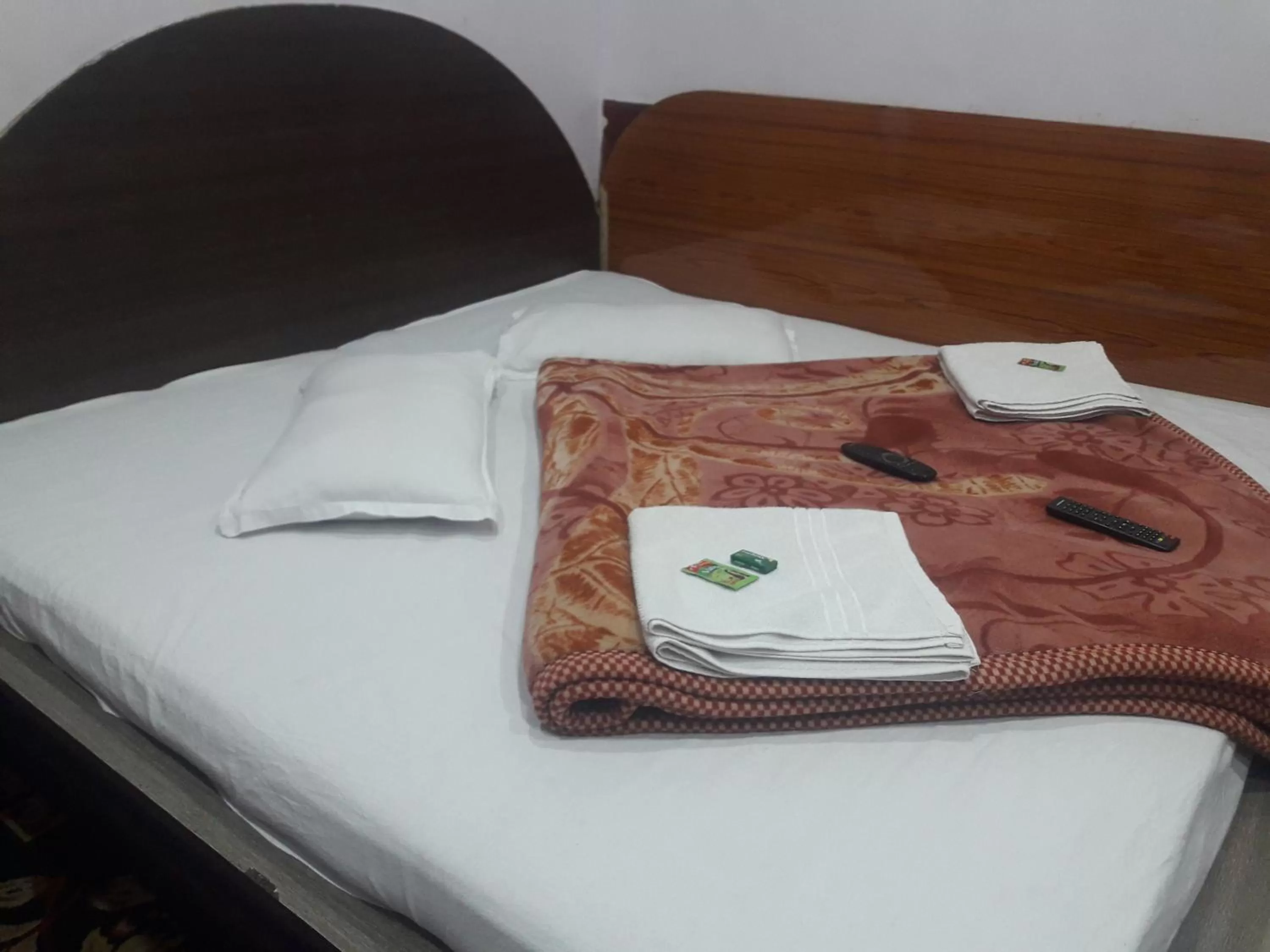 Bed in Hotel RAJVIHAR