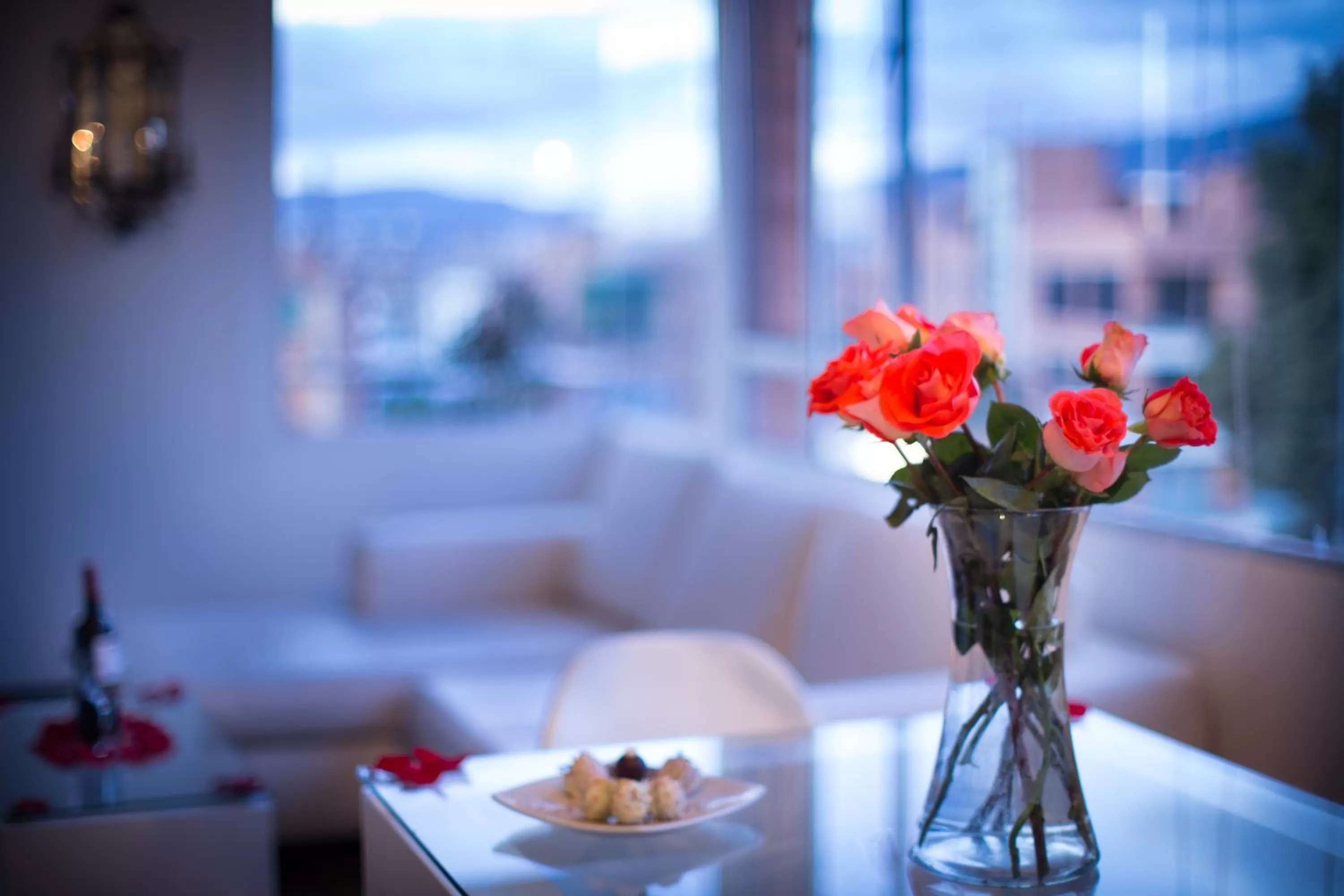 Coffee/tea facilities in Hotel 104 Art Suites