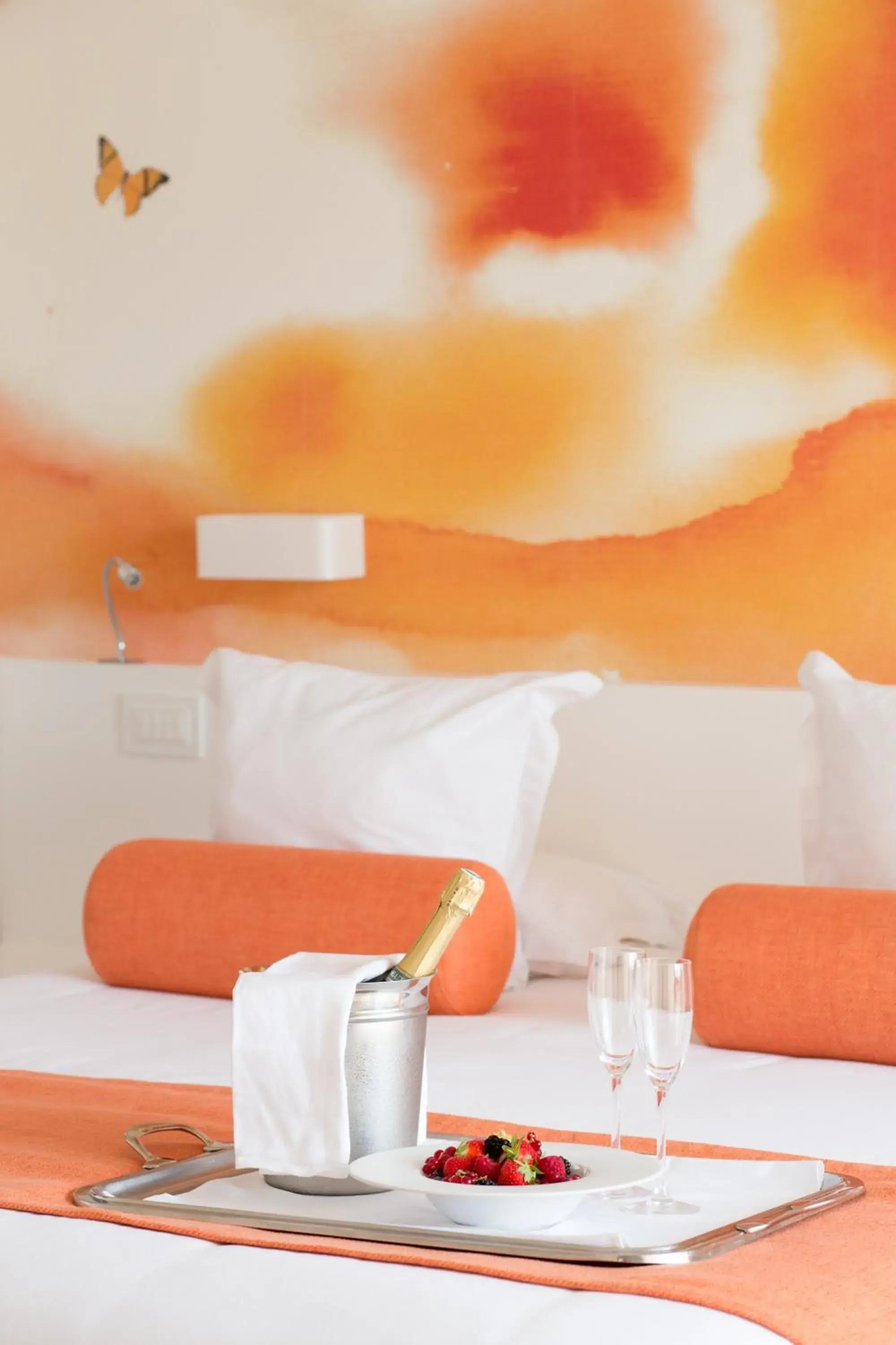 Suite with Terrace and Pool View in Hotel Restaurant La Vague de Saint Paul Suite with Terrace and Pool View in Hotel Restaurant La Vague de Saint Paul