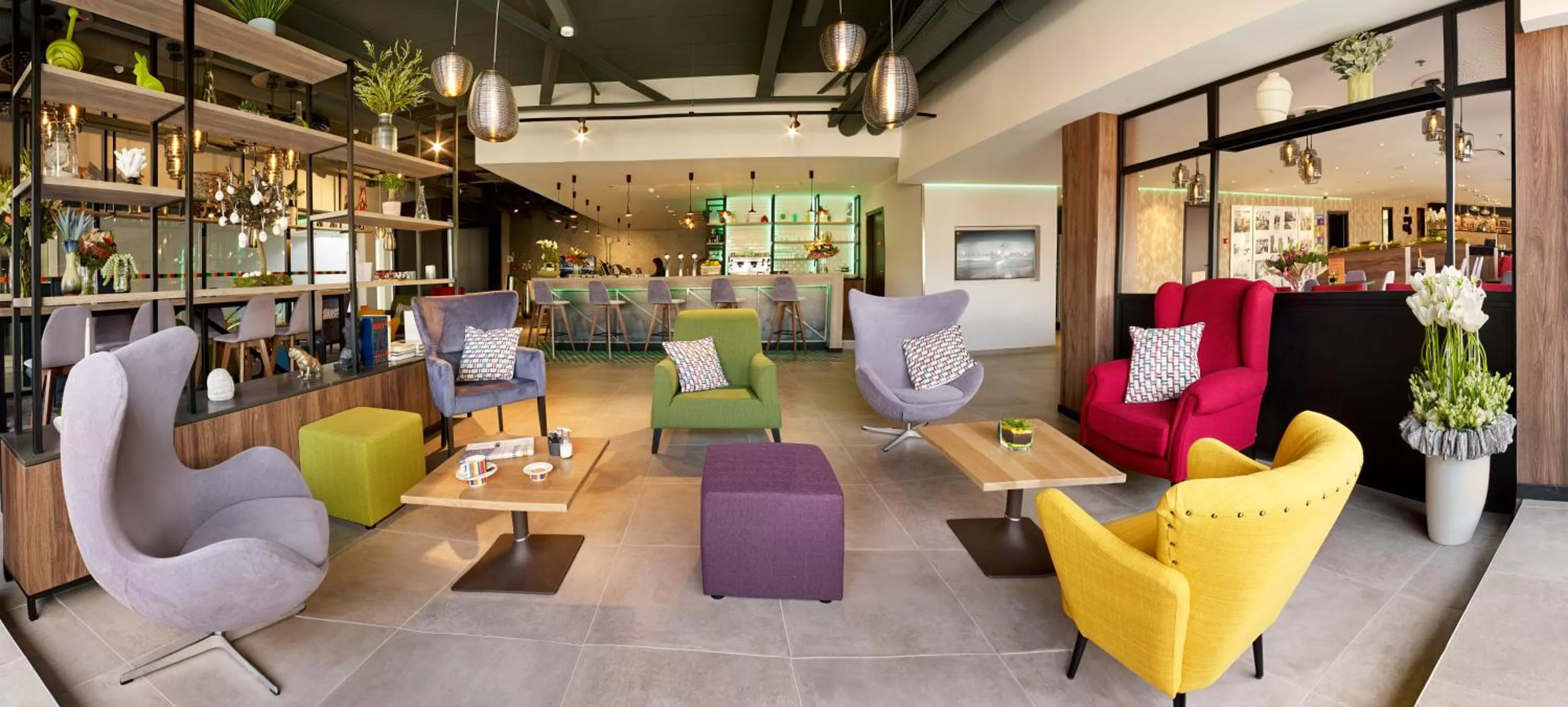 Lounge or bar in Park Inn By Radisson Hasselt