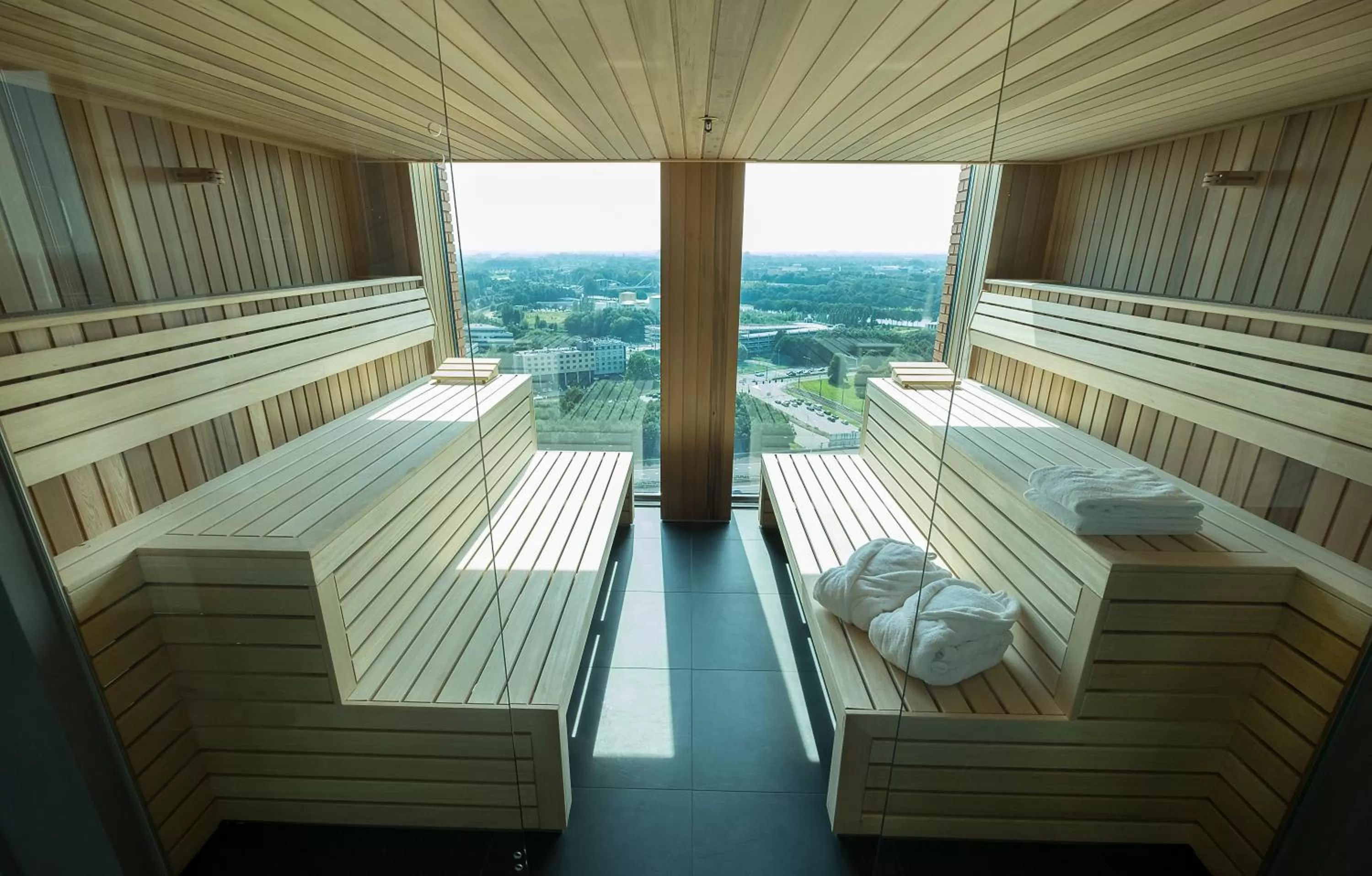 Sauna, Bed in Van der Valk Hotel Utrecht
