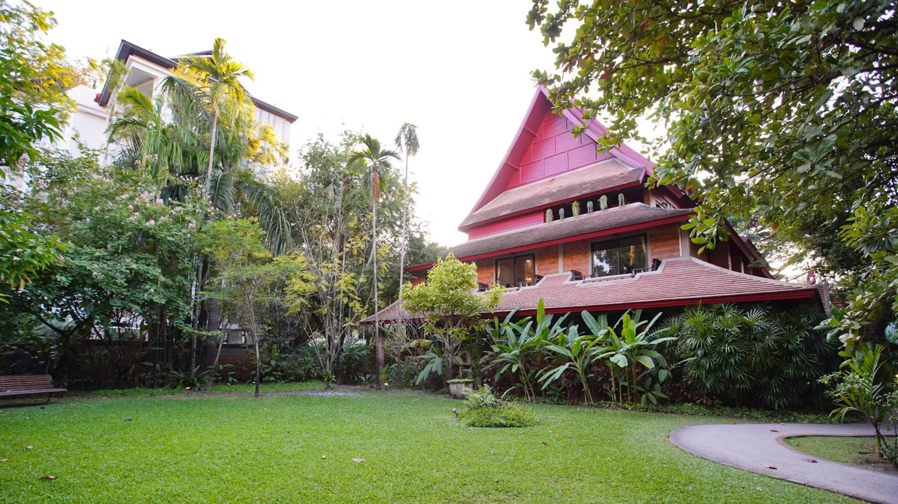 Property building in Yaang Come Village Hotel