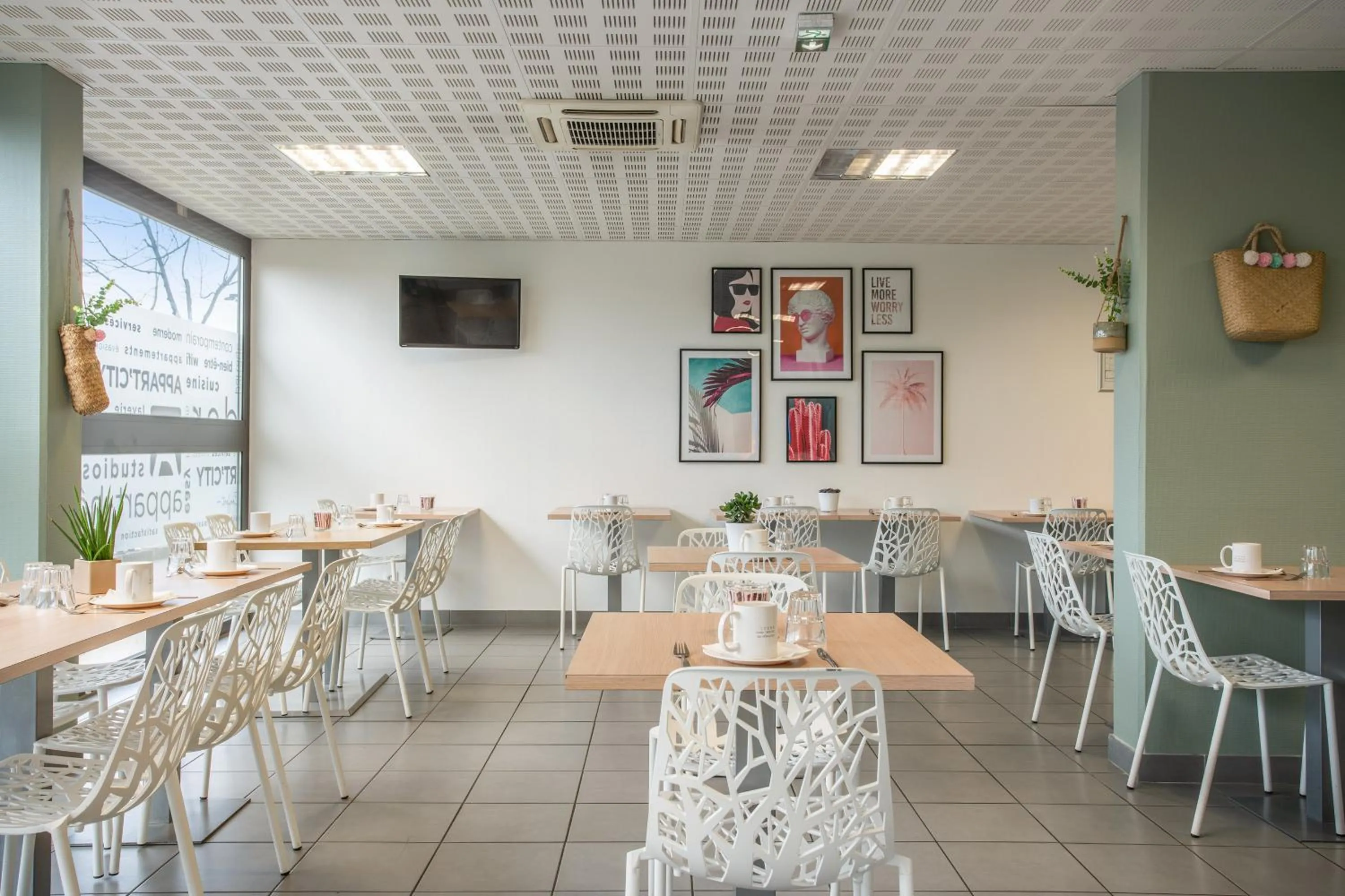 Breakfast in Appart'City Classic Nîmes