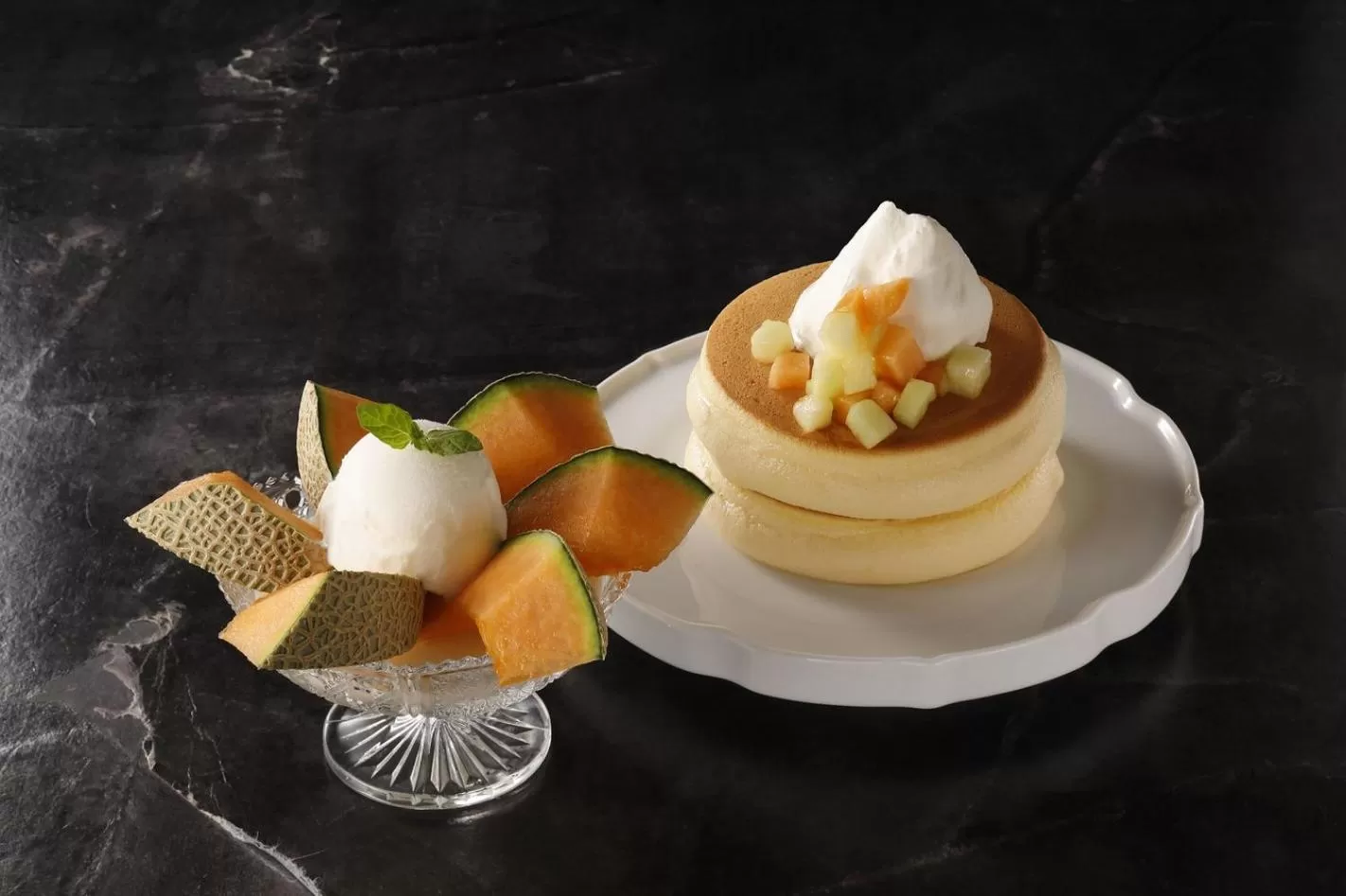 Restaurant/places to eat in EN HOTEL Hakata