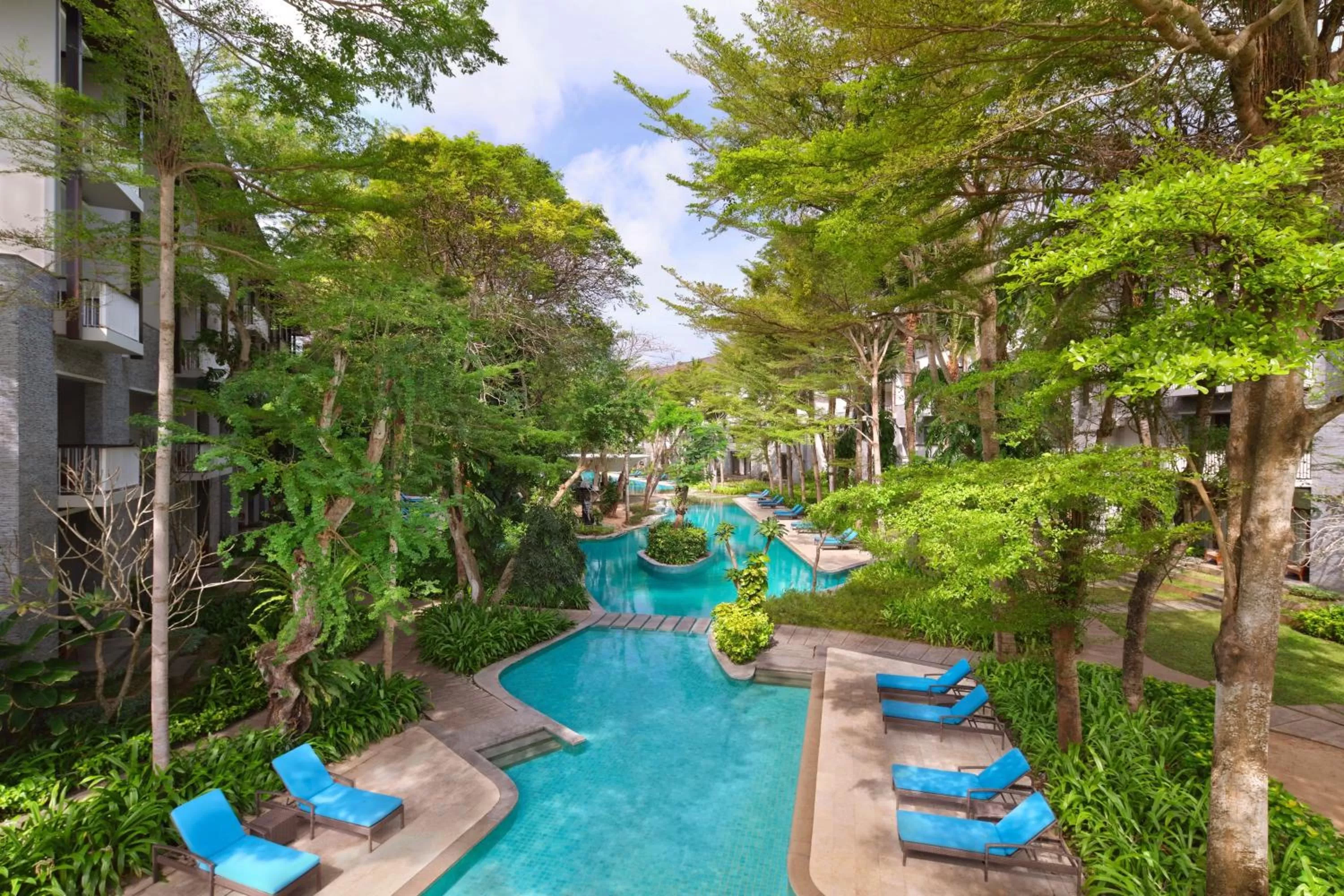 Swimming pool in Courtyard by Marriott Bali Nusa Dua Resort