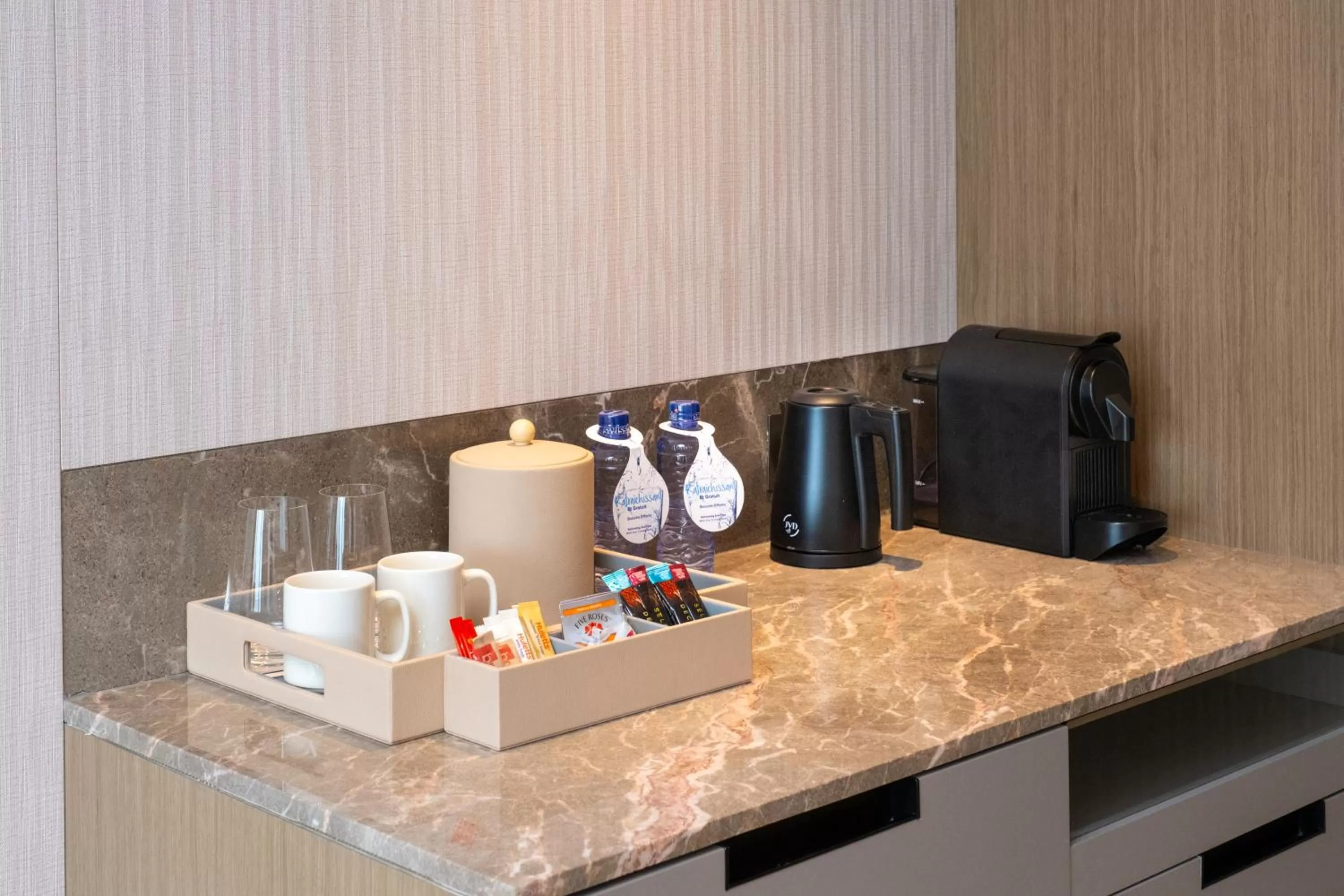 Coffee/tea facilities in Hilton Kinshasa
