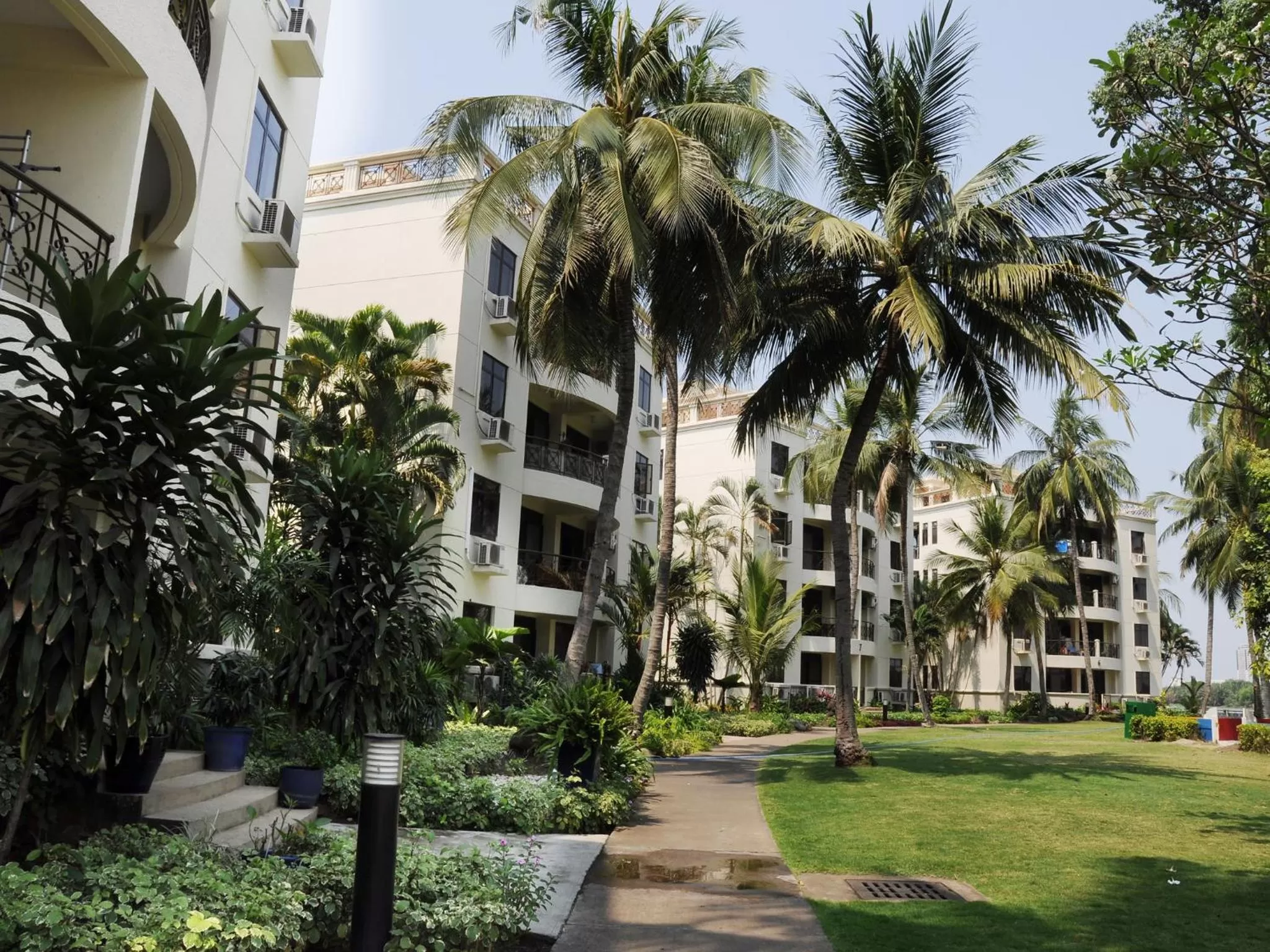 Facade/entrance in Riverside Serviced Apartments