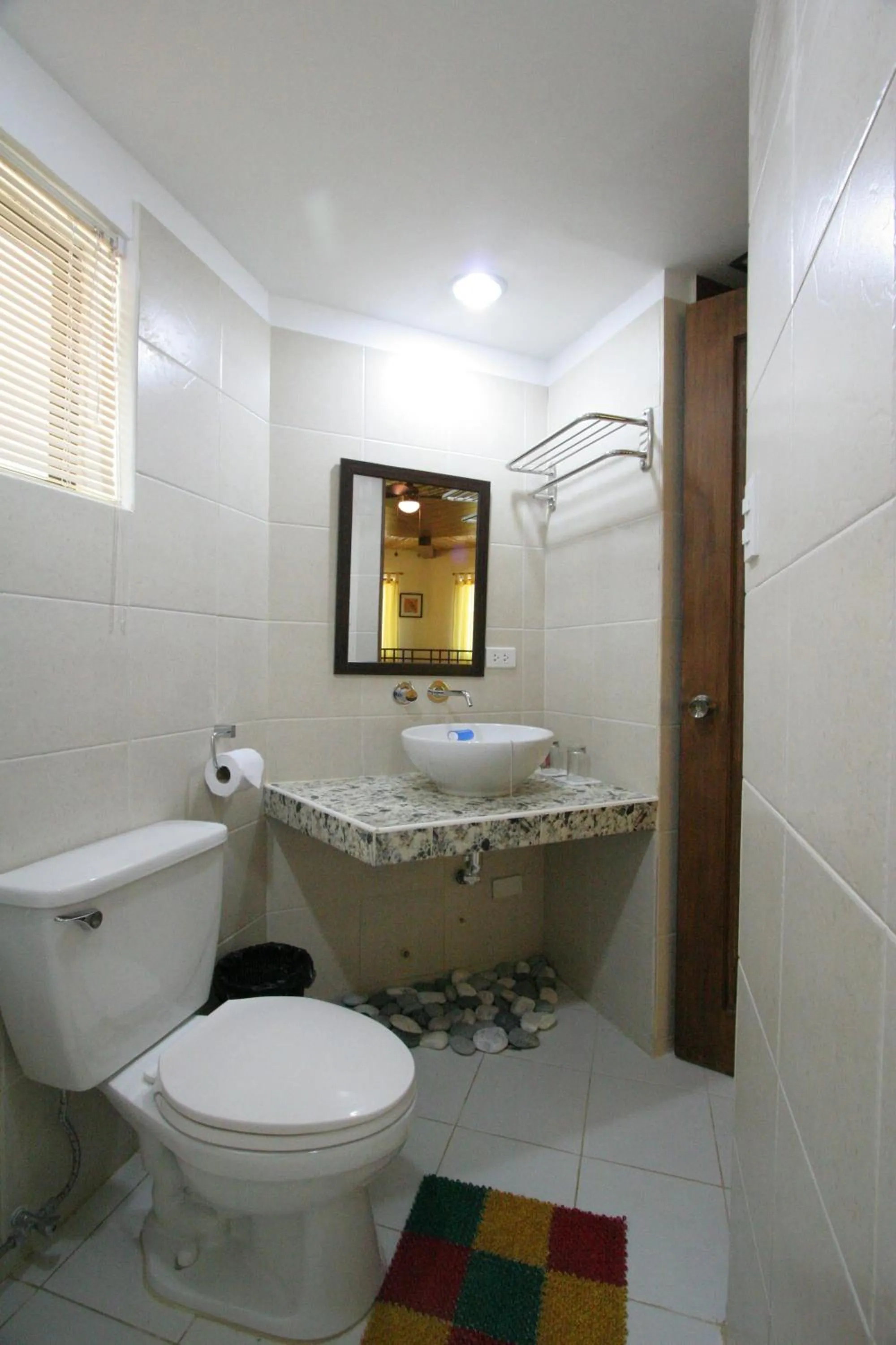 Shower in Coron Hilltop View Resort