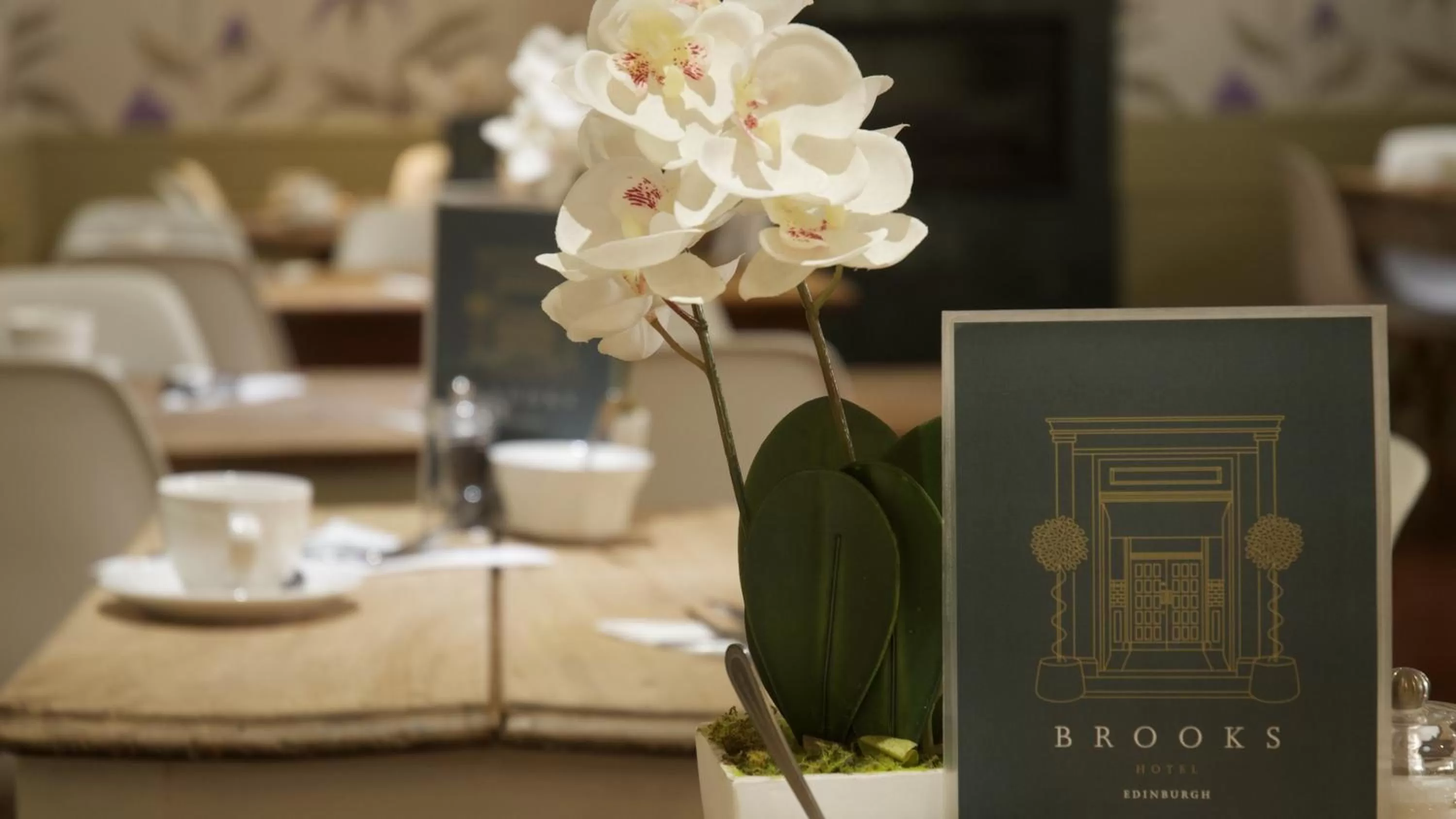Restaurant/places to eat in Brooks Hotel