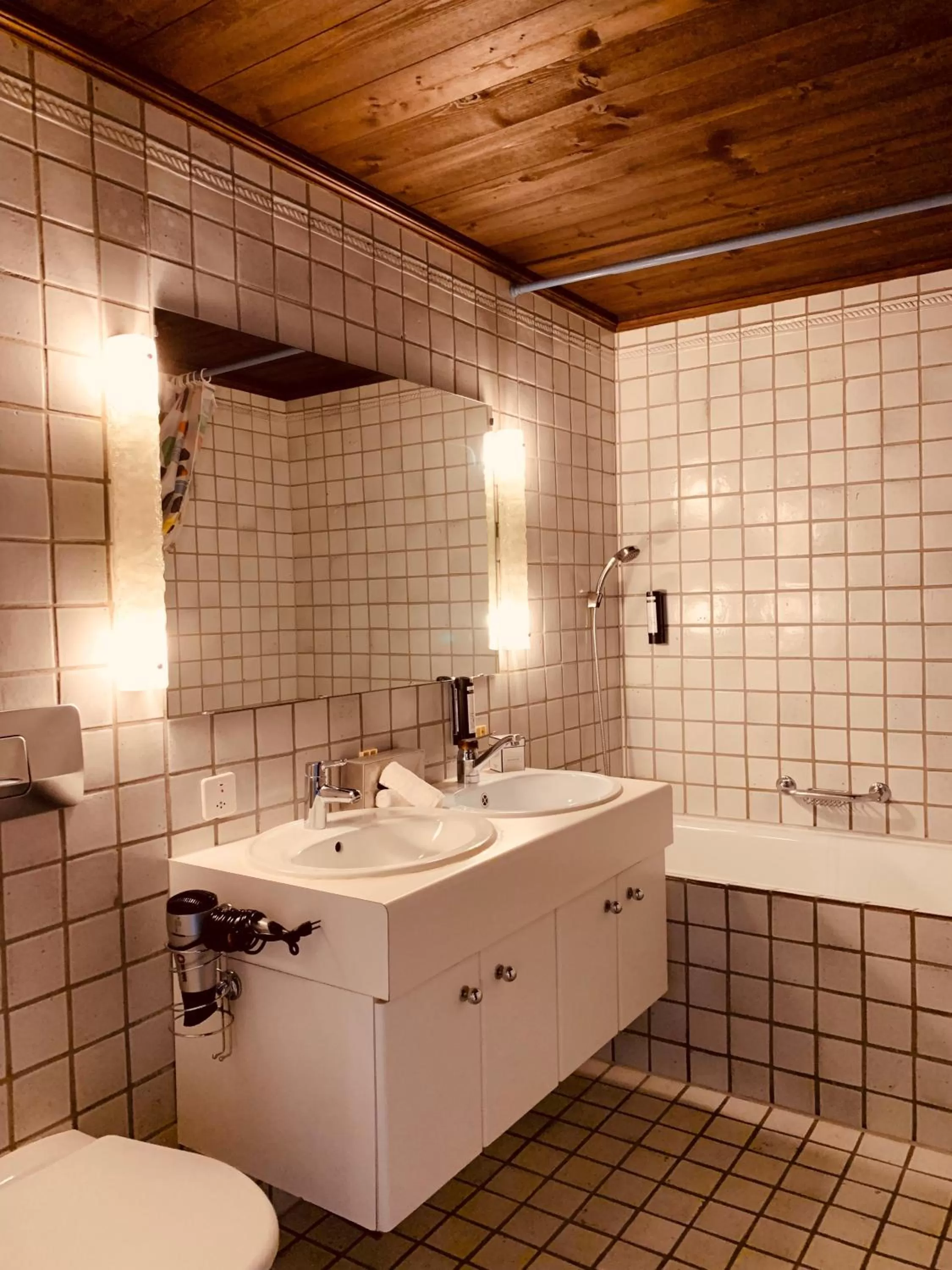 Bathroom in Le Saint Georges