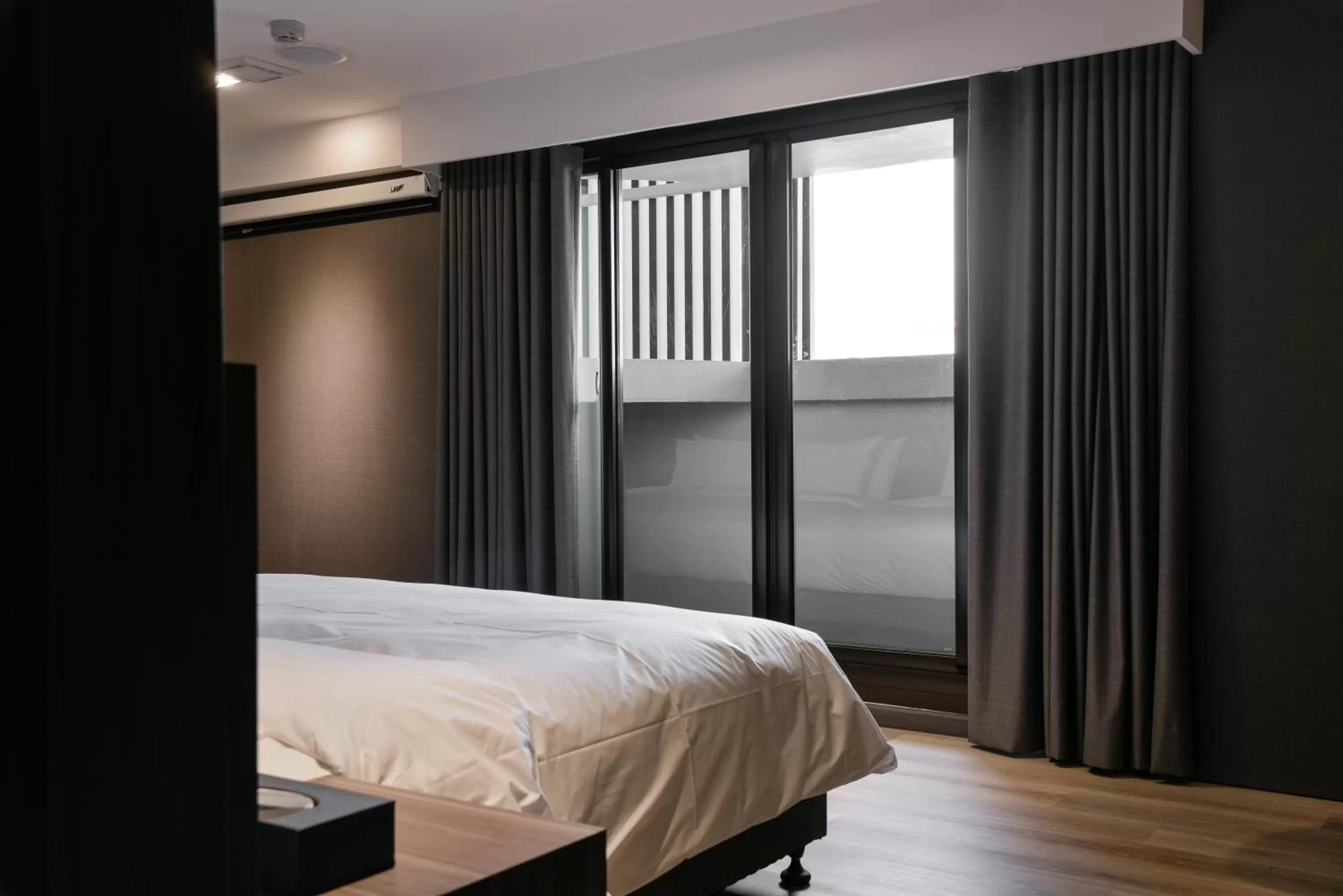 Bed in Autumn Willow Hotel