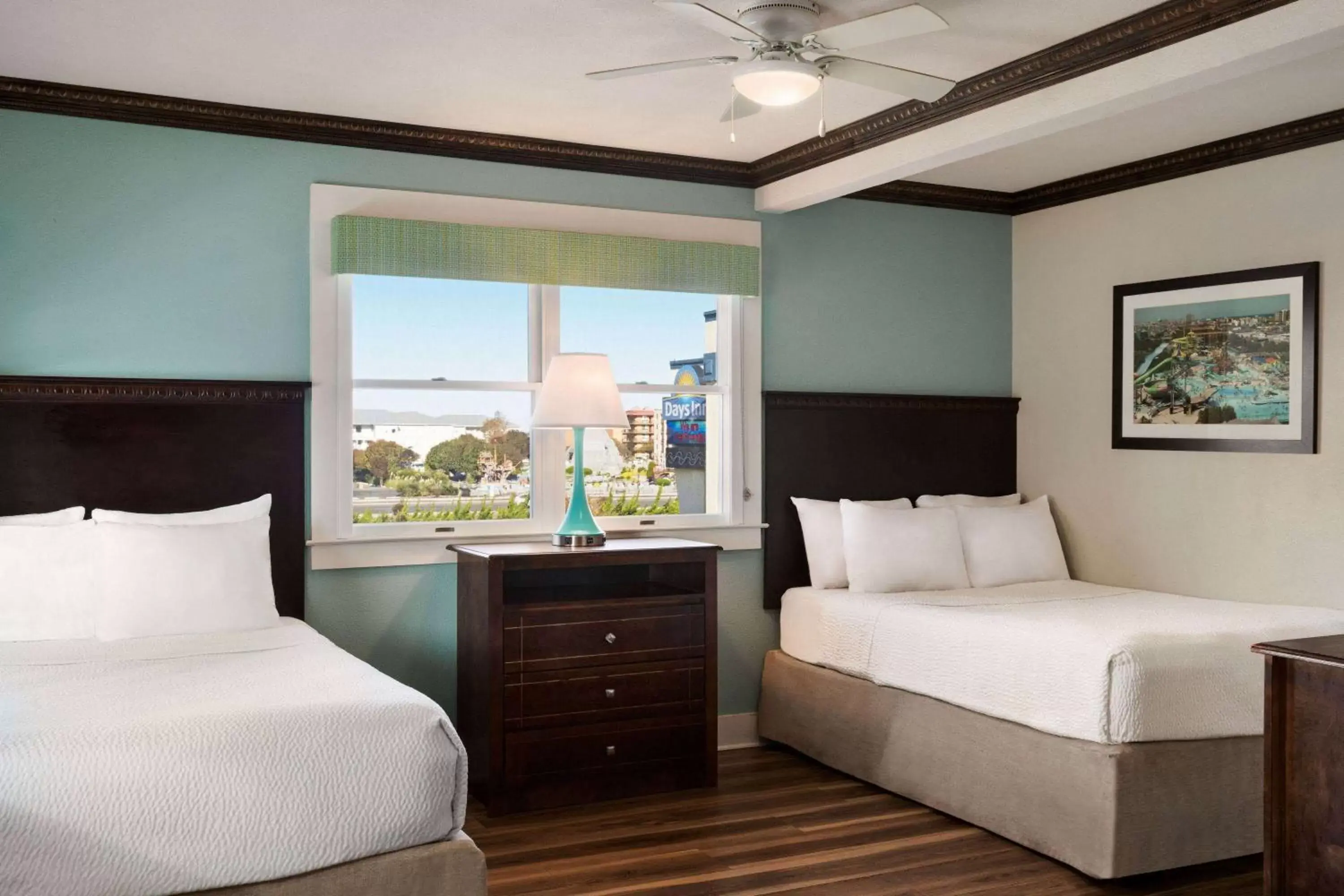 One-Bedroom Suite with Two Double Beds - Non-Smoking in Days Inn by Wyndham Ocean City Oceanfront One-Bedroom Suite with Two Double Beds - Non-Smoking in Days Inn by Wyndham Ocean City Oceanfront