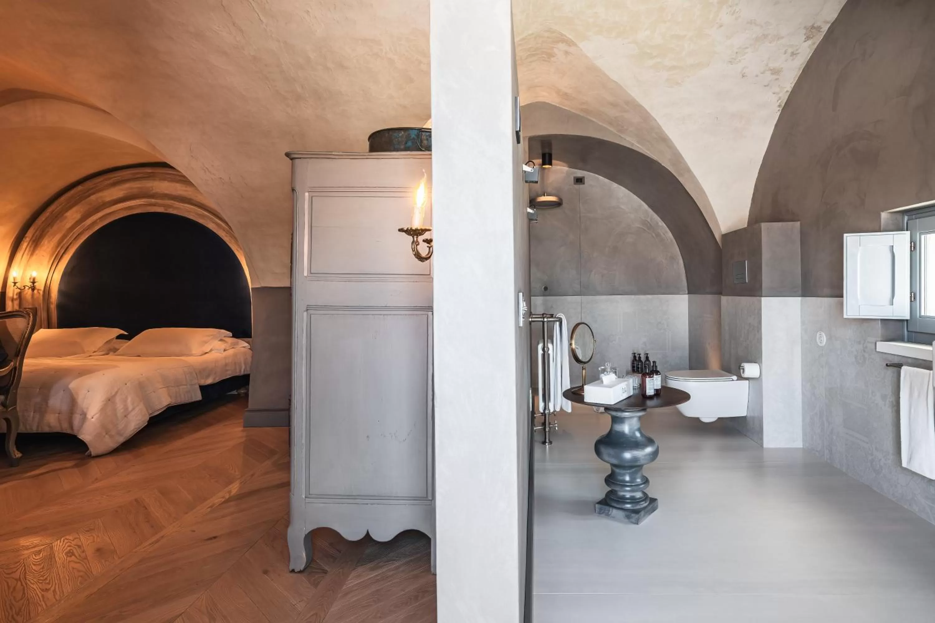 Bed in Paragon 700 Boutique Hotel & SPA