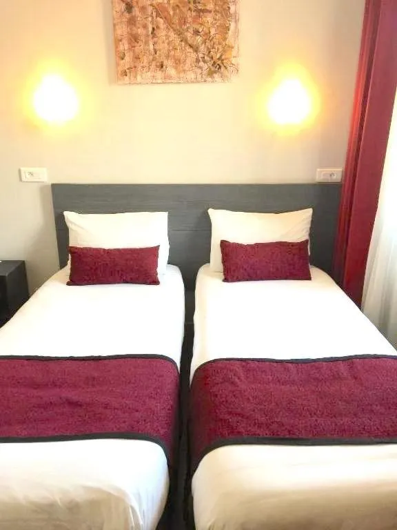 Bed in Hôtel Vendôme