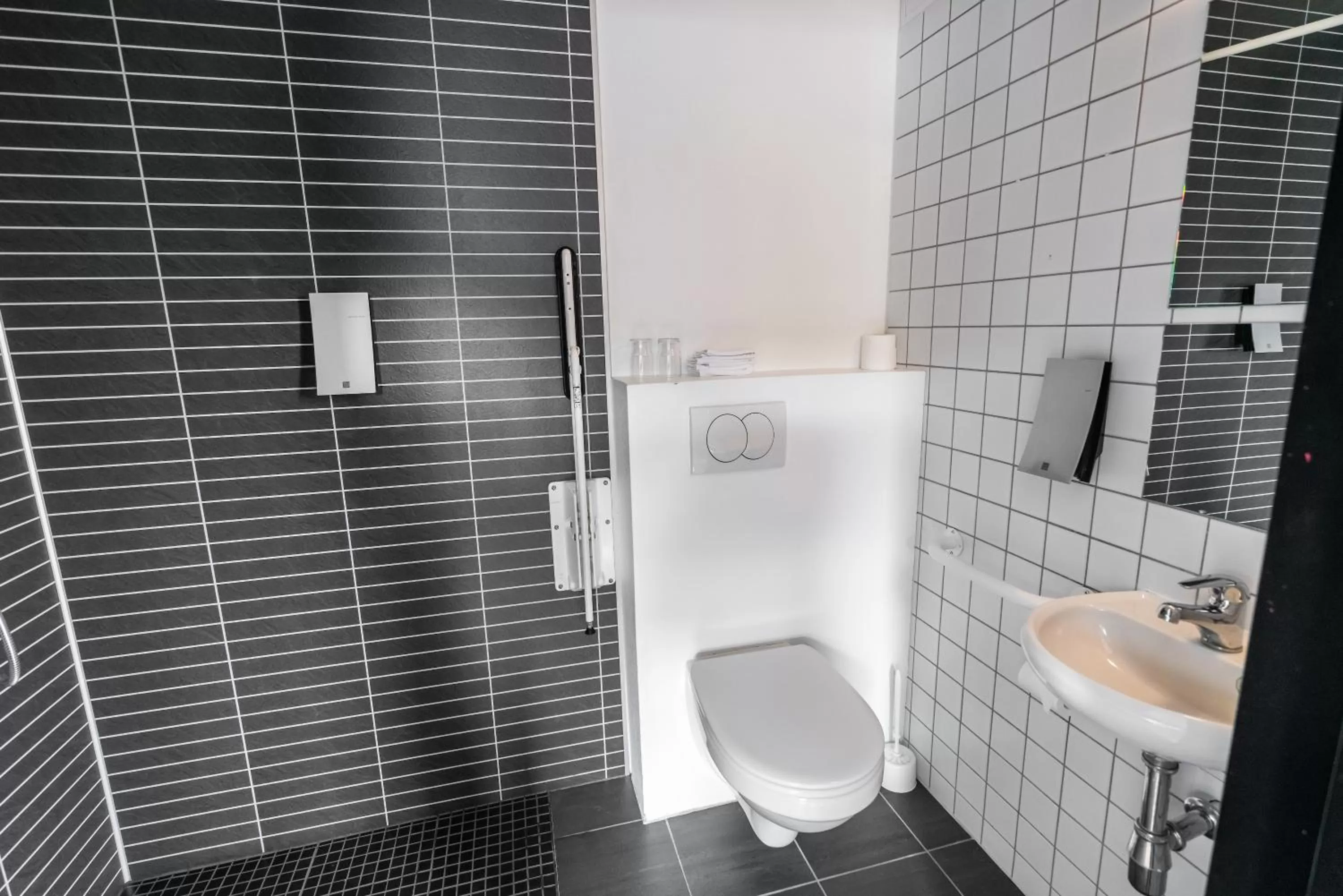 Frost and Fire Hotel