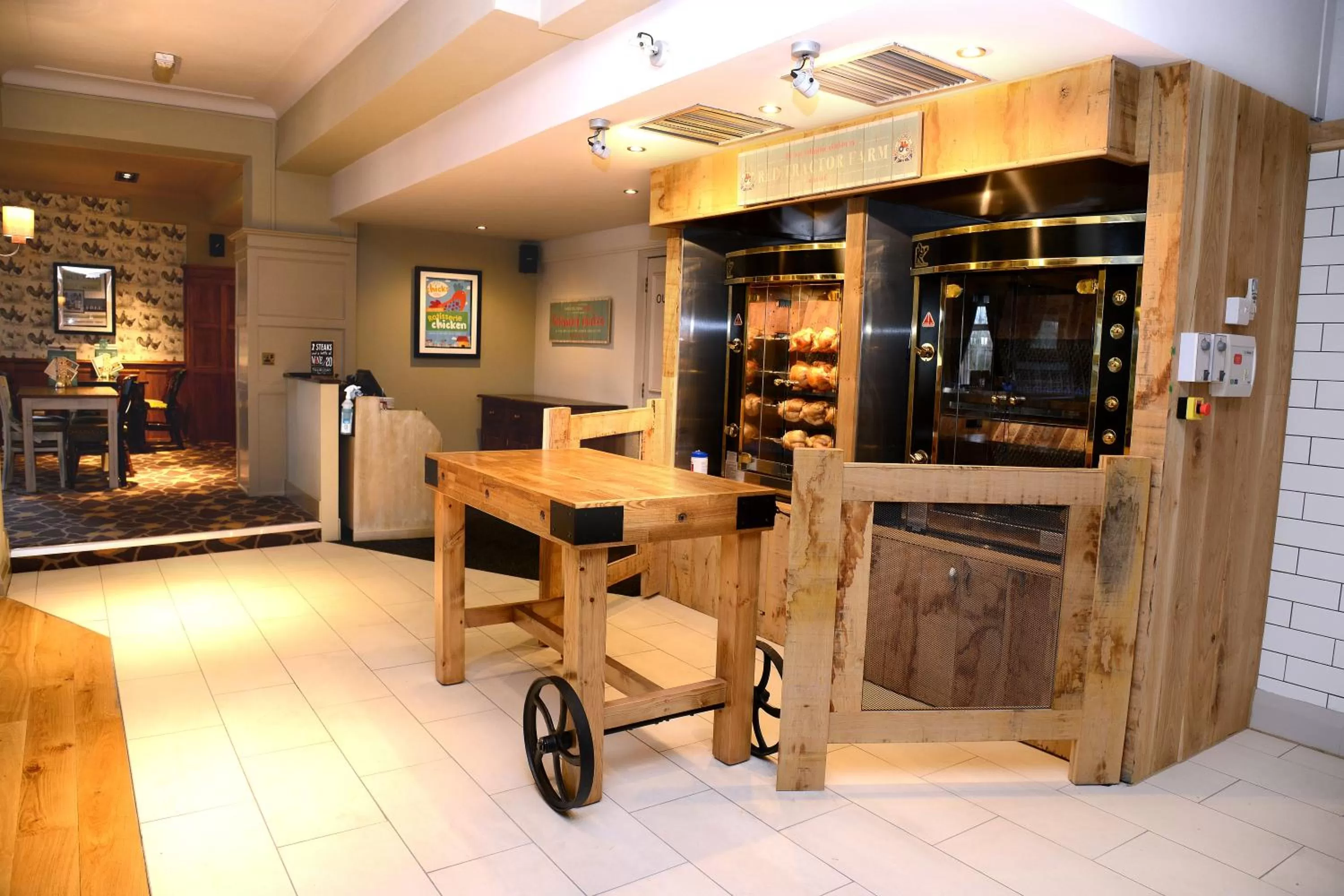 Dining area in Unicorn, Gunthorpe by Marston's Inns