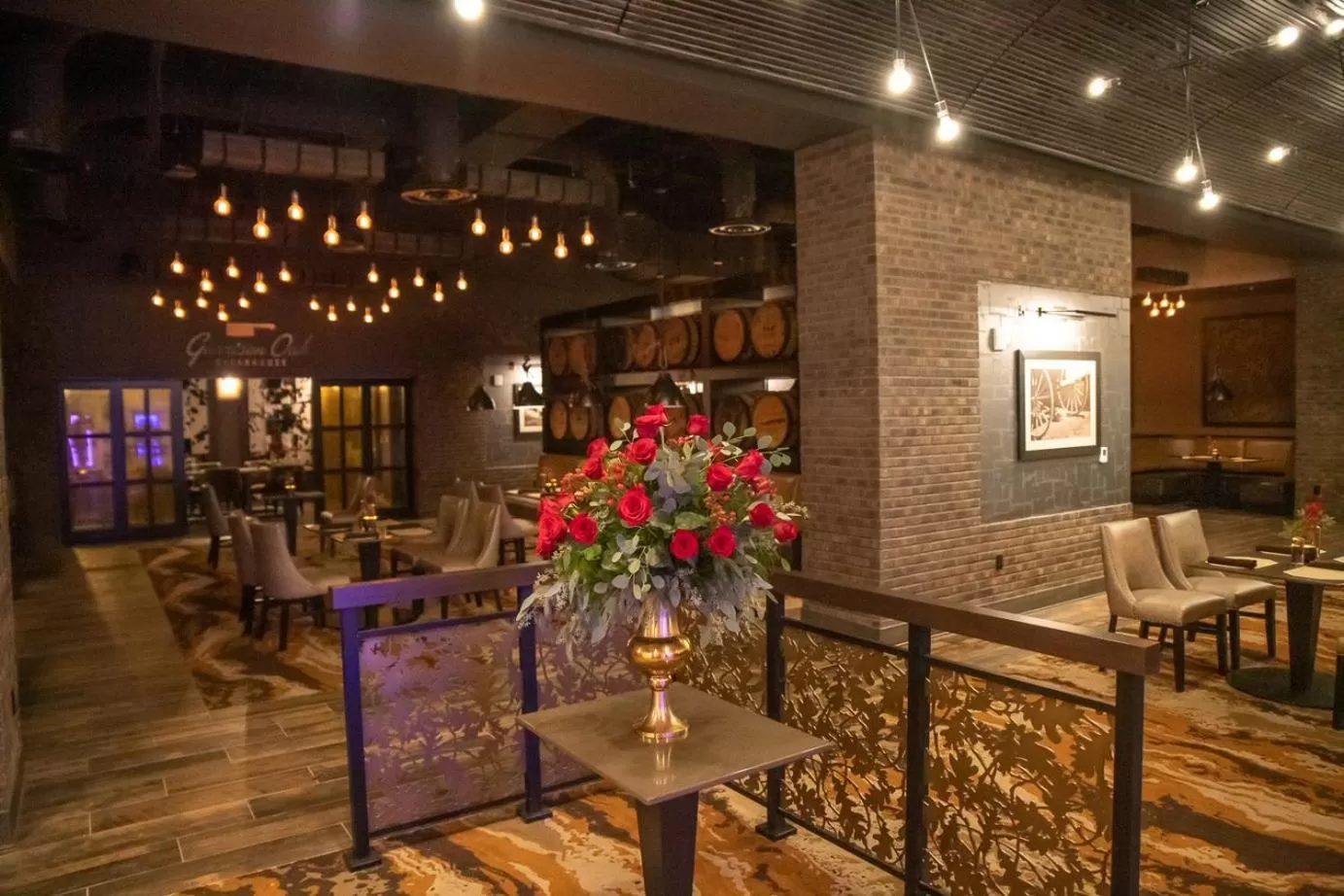 Restaurant/places to eat, Lounge/Bar in Oak Grove Racing Gaming Hotel