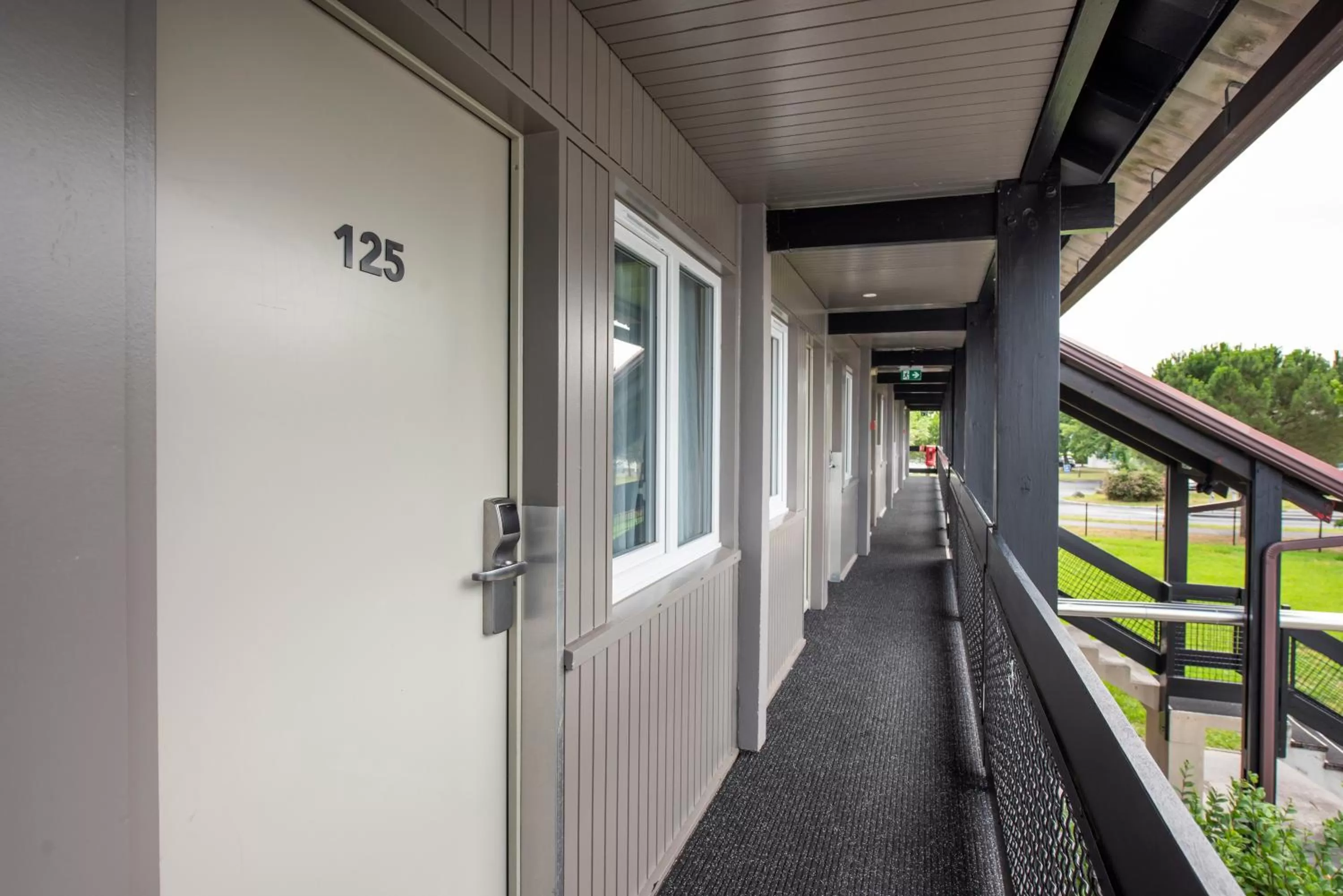 Property building in The Originals Access Hôtel Bordeaux Aéroport