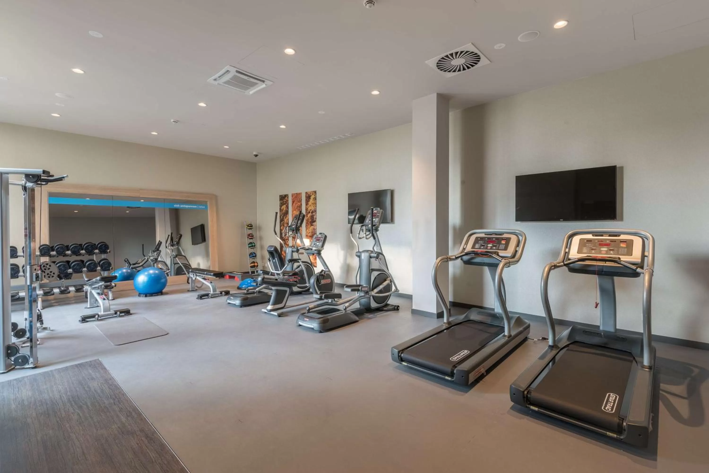 Fitness centre/facilities in Hampton By Hilton Freiburg