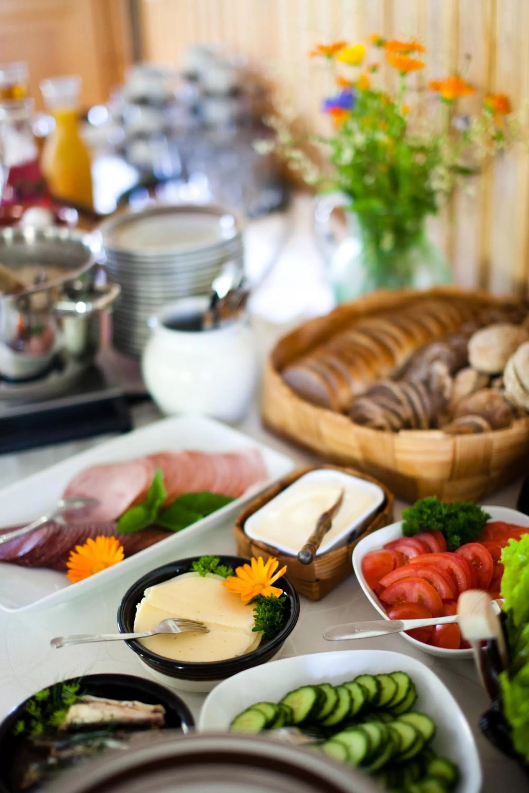 Buffet breakfast in Resort Naaranlahti