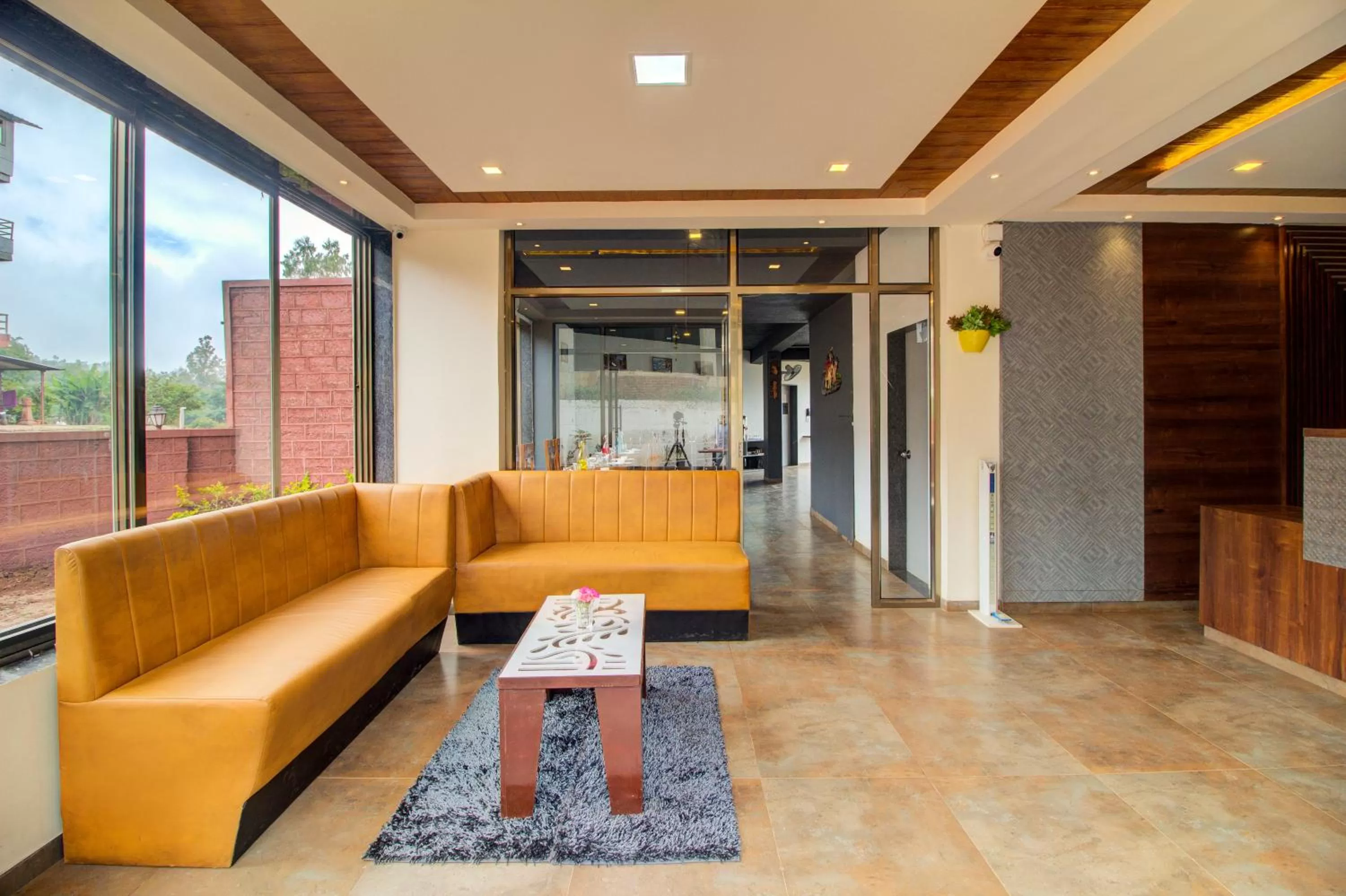 Lobby or reception in Mountain Breeze Resort, Mahabaleshwar