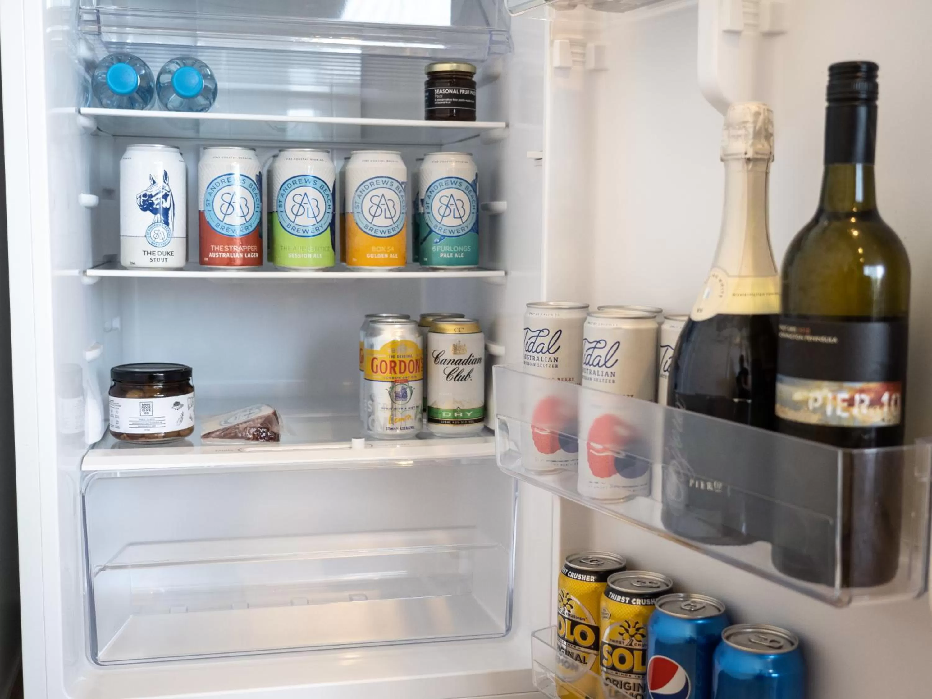 Alcoholic drinks in Links Lodge at The Dunes