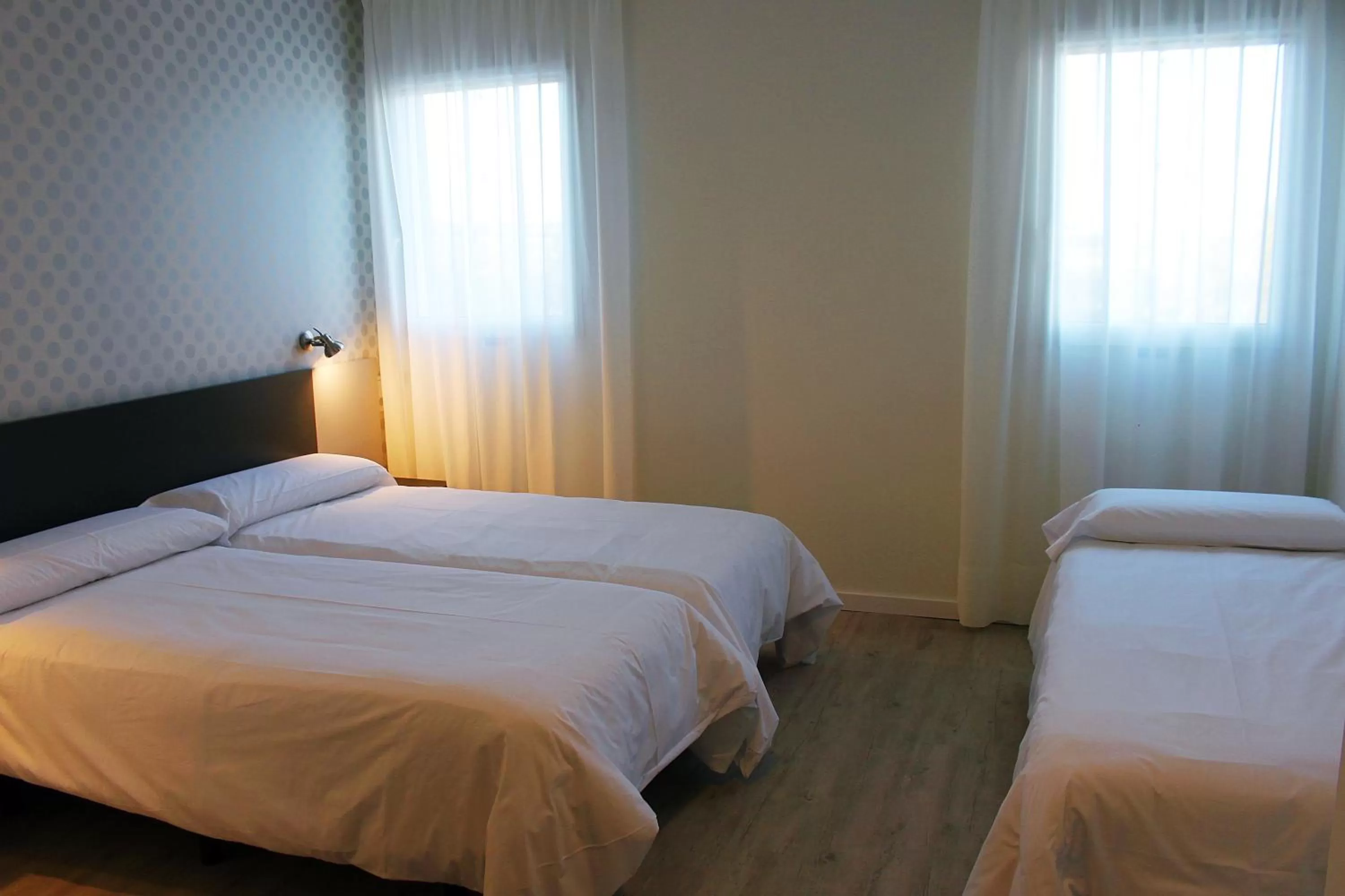 Bed in Checkin Urban Nevada