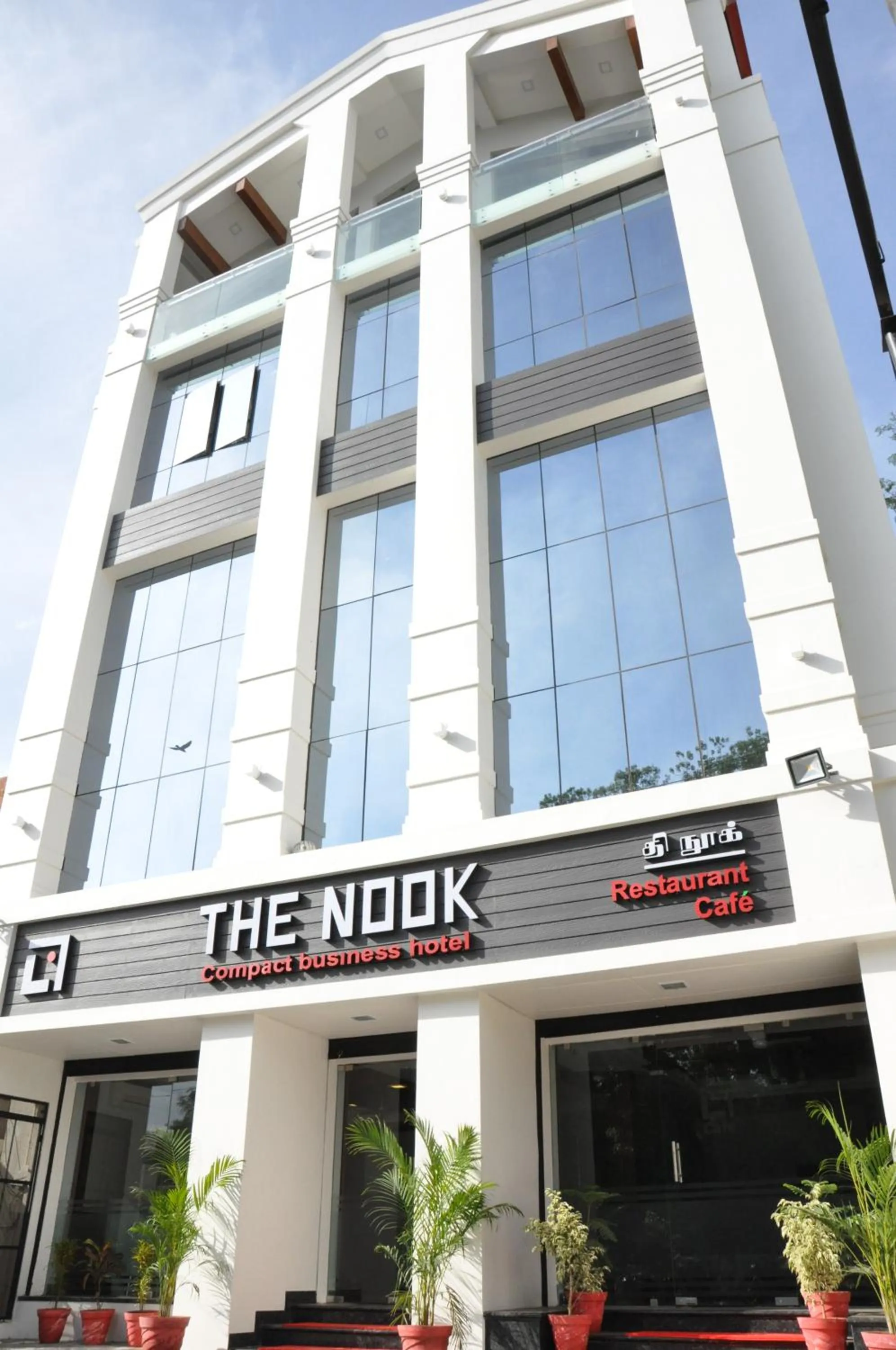 Facade/entrance in Hotel The Nook