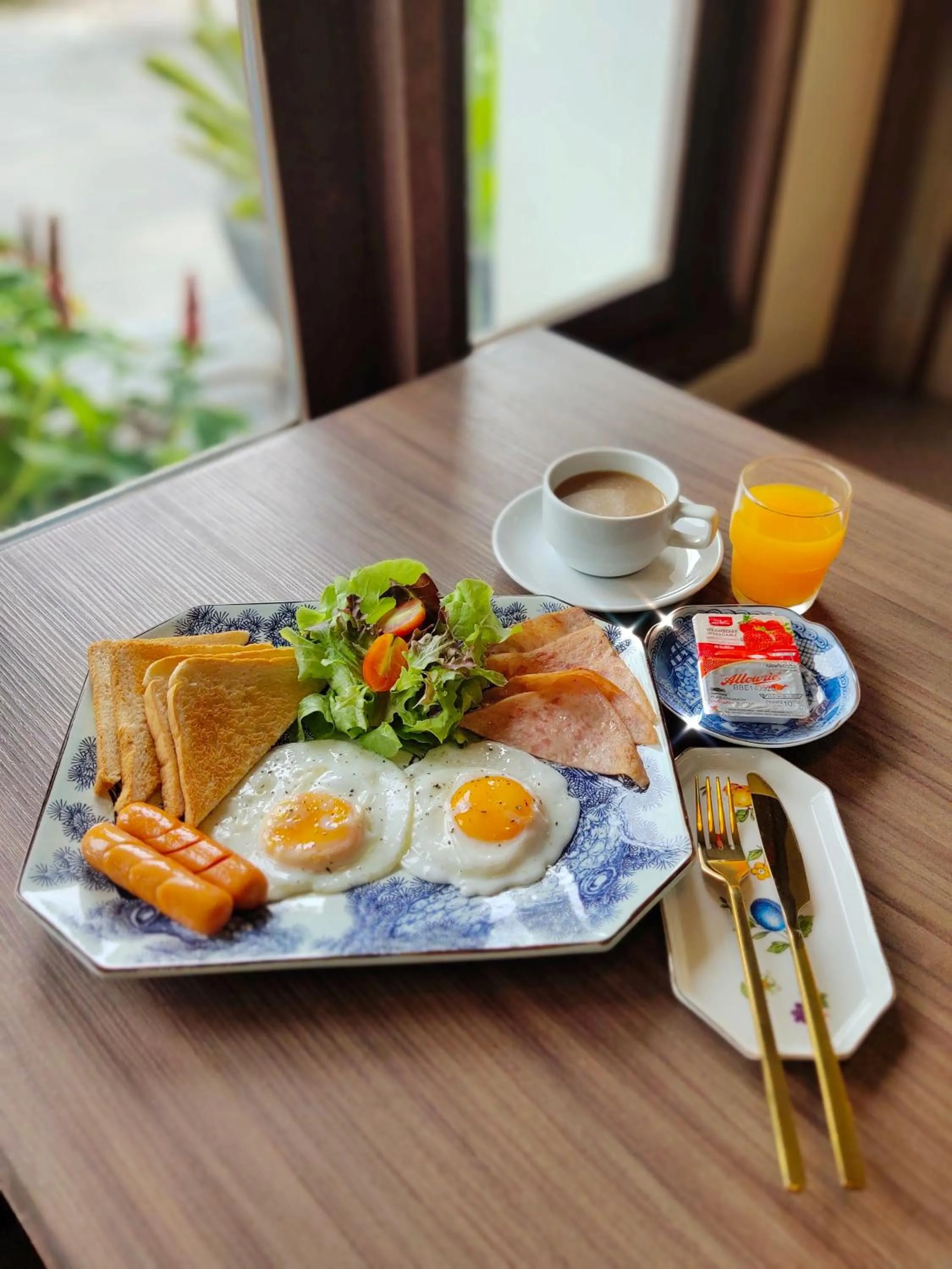 American breakfast in Ratana Hotel Rassada, PHUKET TOWN- SHA Extra Plus