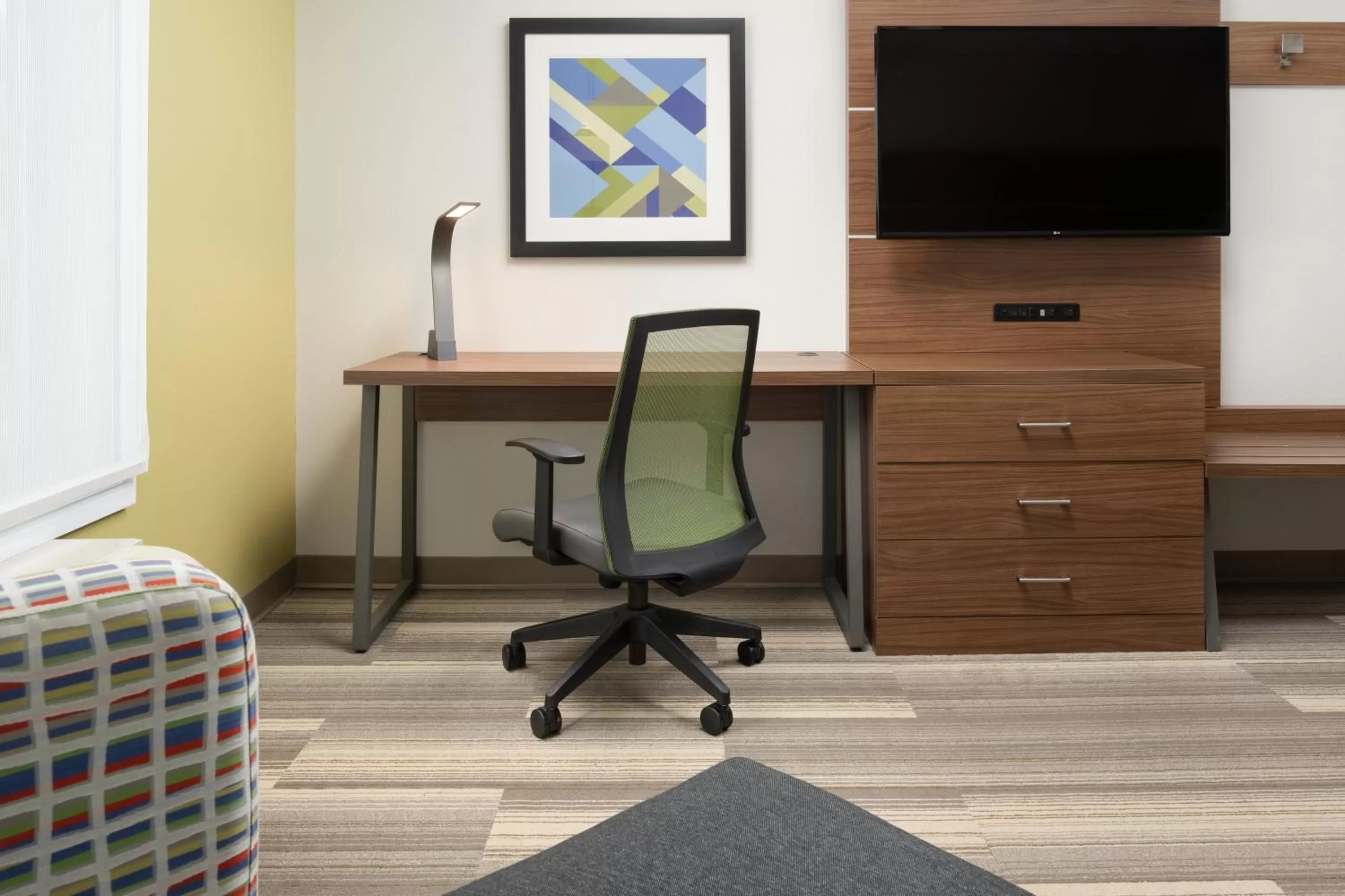 Photo of the whole room in Holiday Inn Express - Tullahoma by IHG