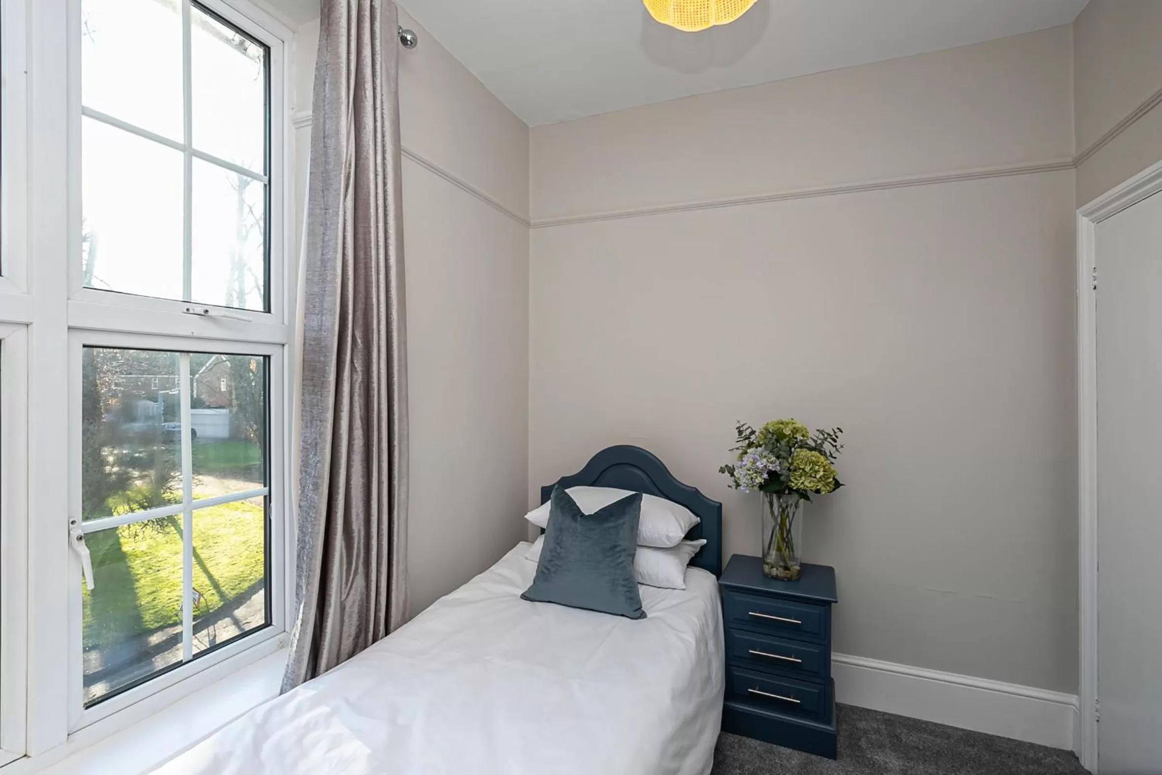 Bed in Pages Hotel and Guesthouse