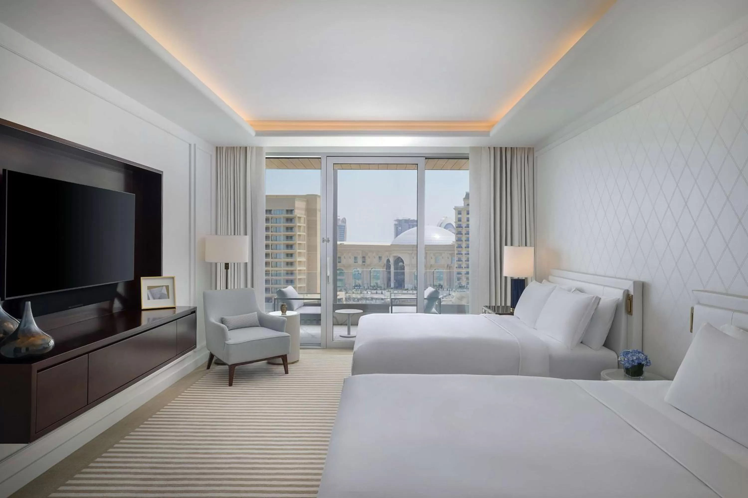 Photo of the whole room, Bed in Waldorf Astoria Doha Lusail