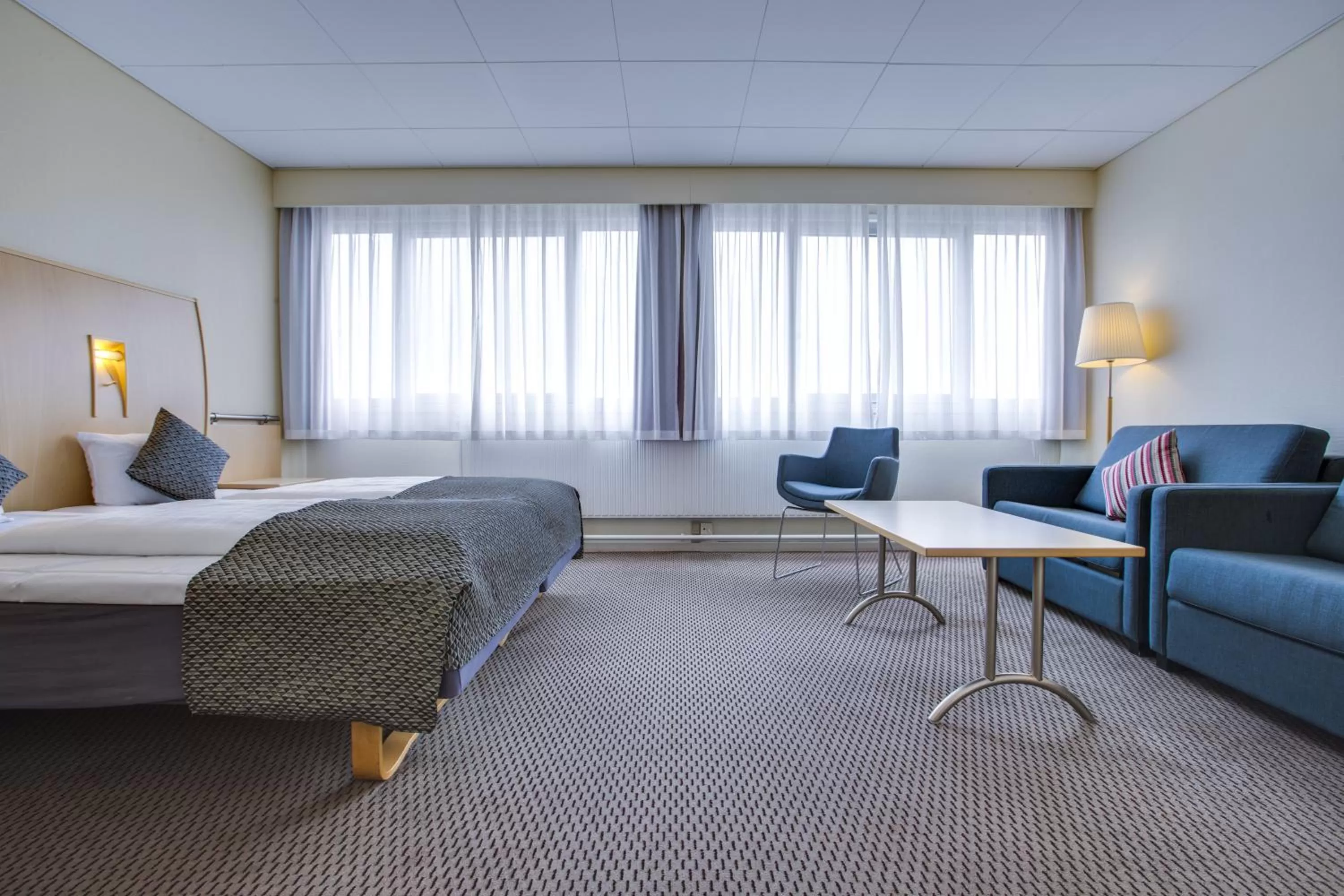 Decorative detail, Bed in Best Western Plus Airport Hotel