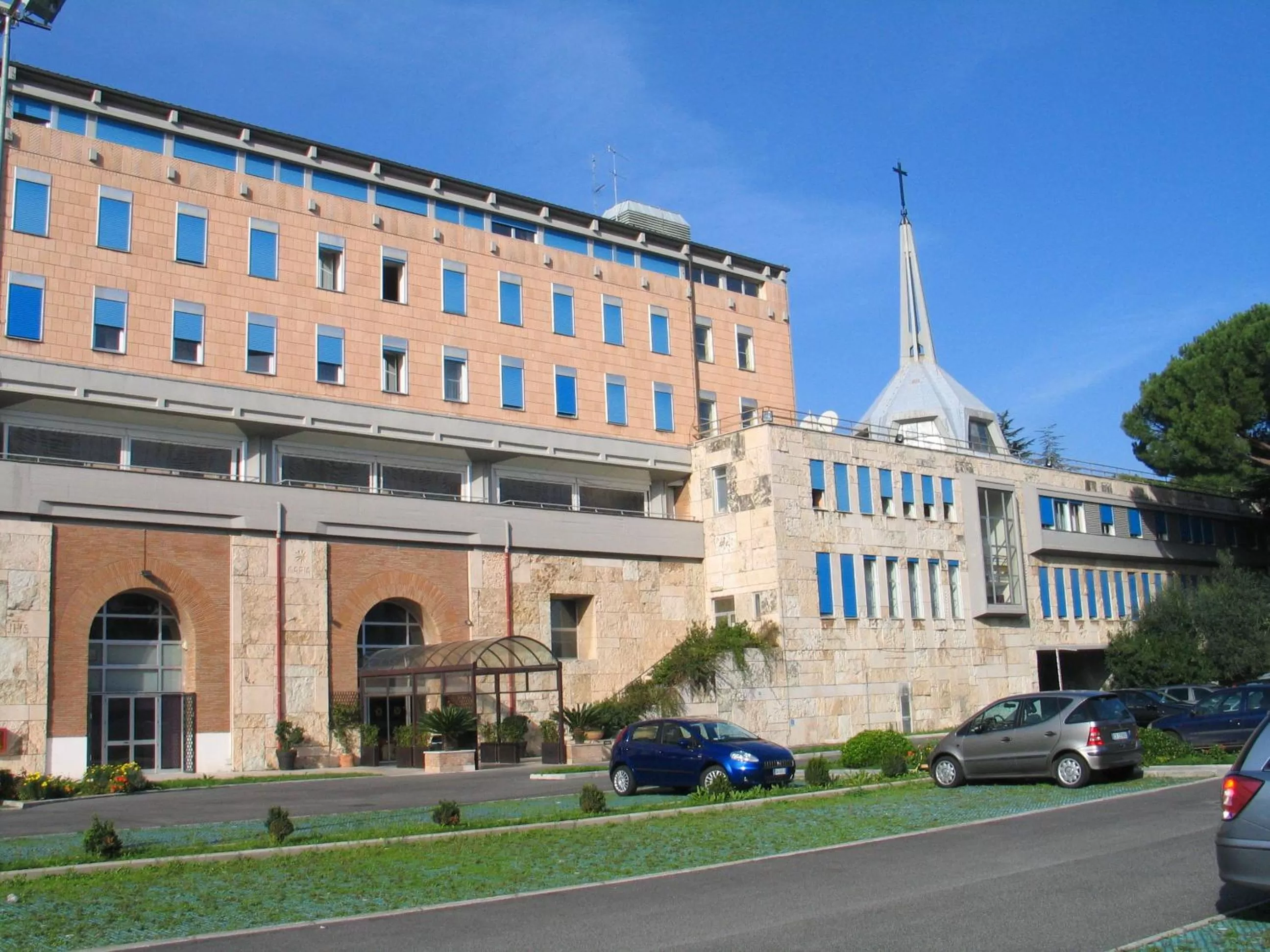 Facade/entrance in Hotel Villa Eur