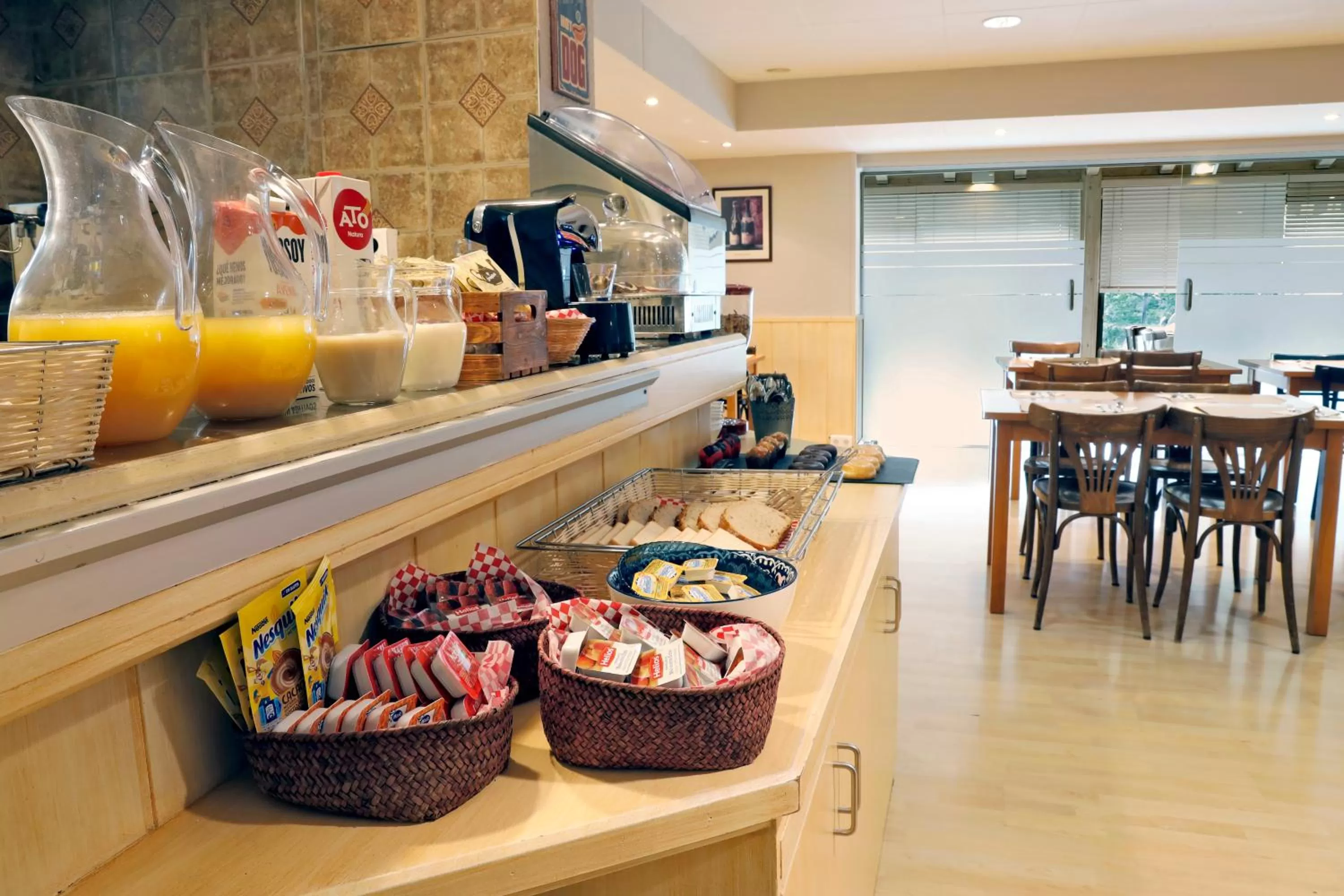 Buffet breakfast in Hotel Blu Aran