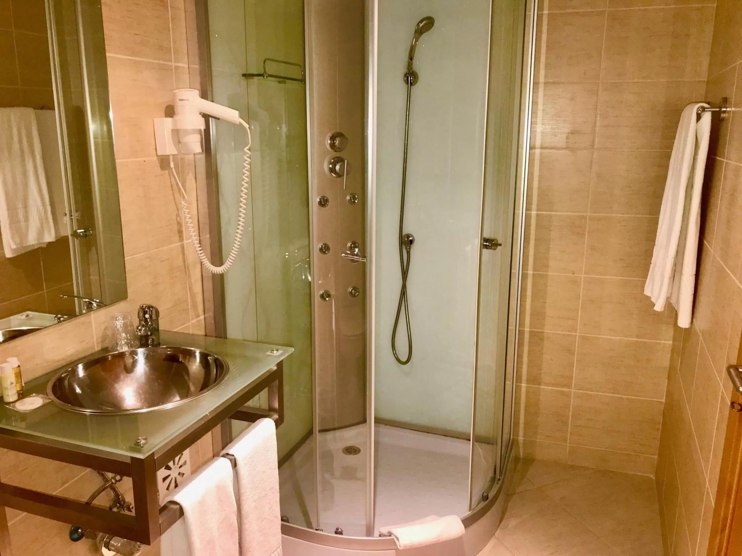 Bathroom in Oceano Atlantico Apartamentos Turisticos