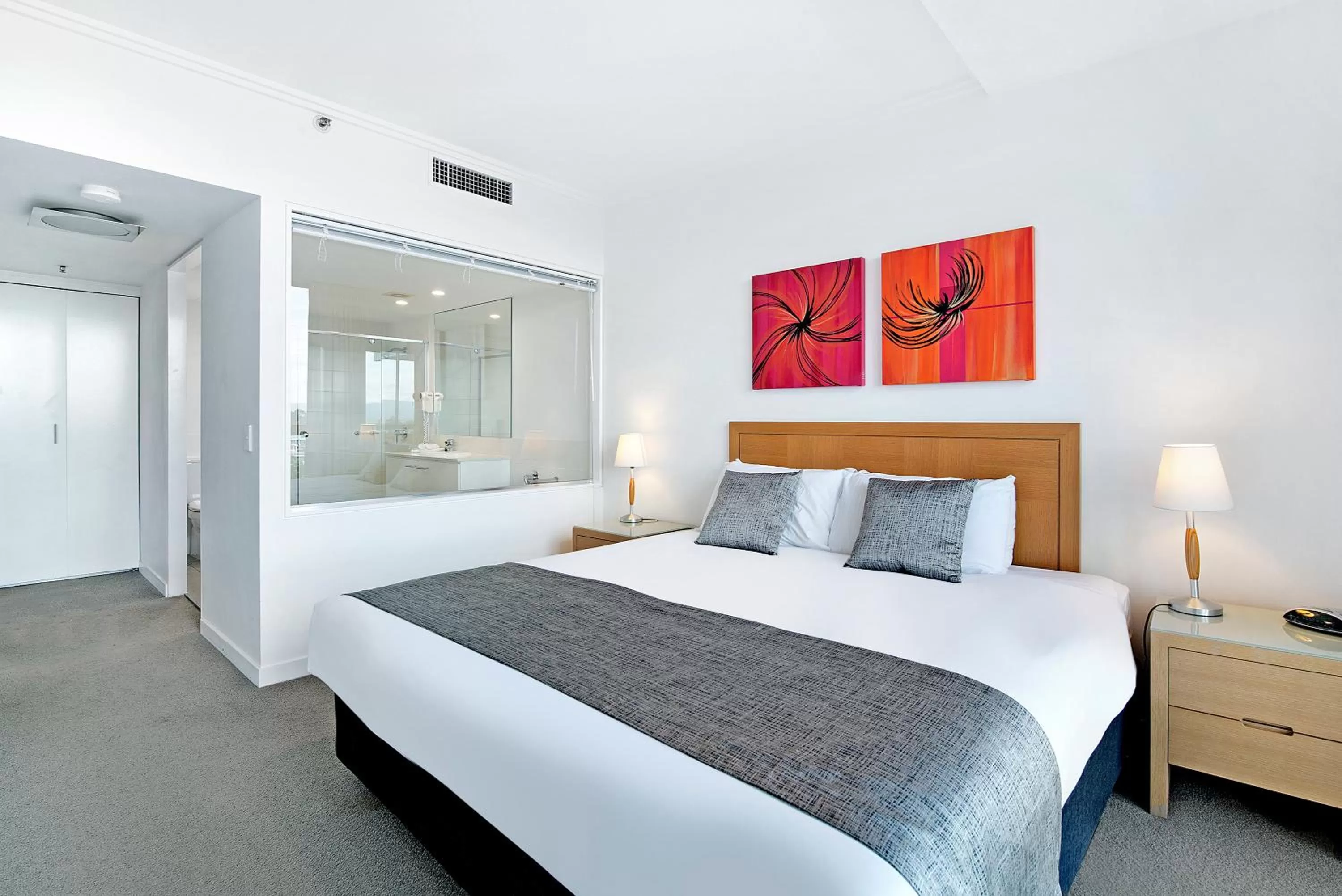 Bedroom, Bed in ULTIQA Freshwater Point Resort Broadbeach