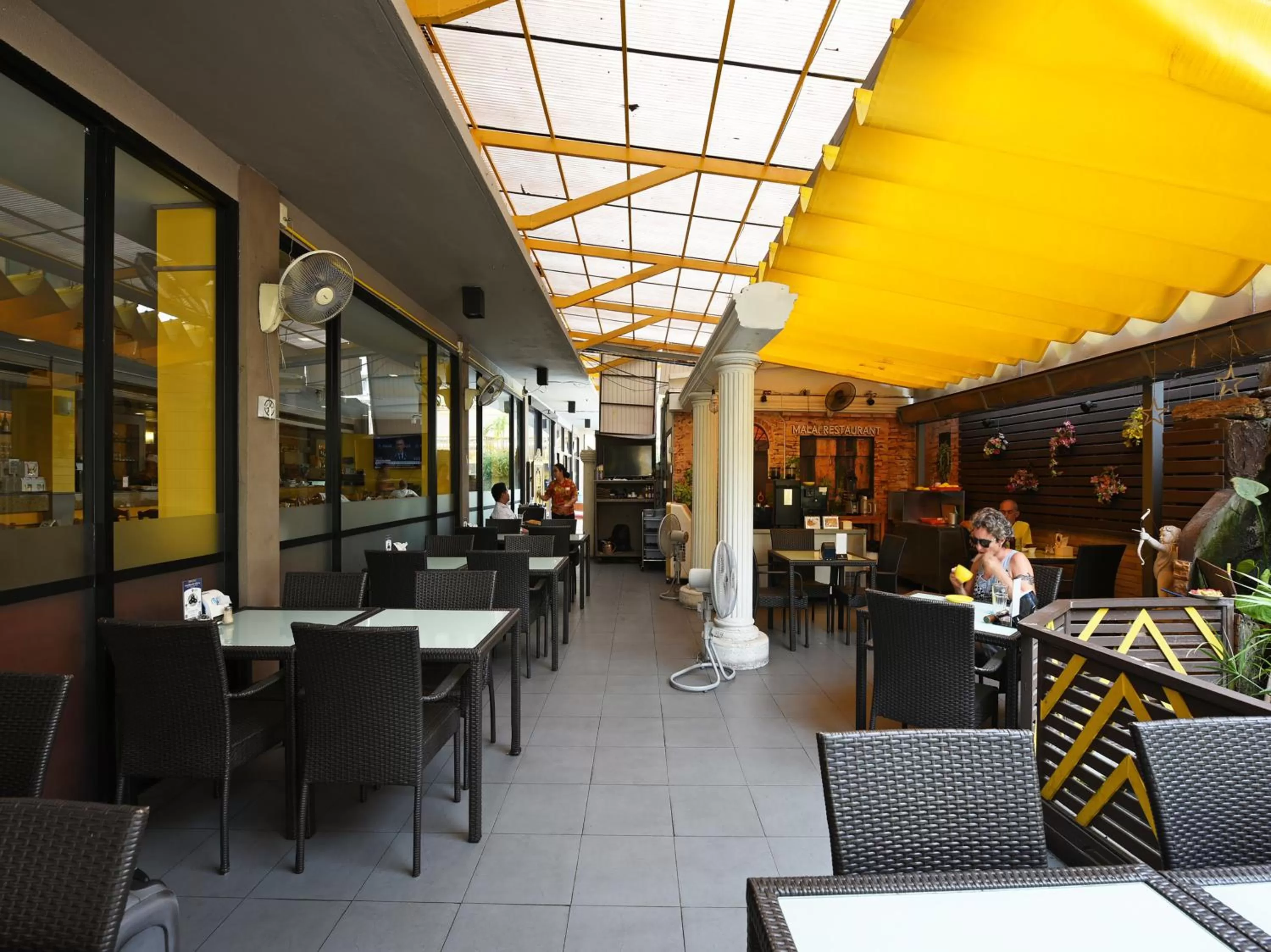 Restaurant/places to eat in Malaysia Hotel Bangkok