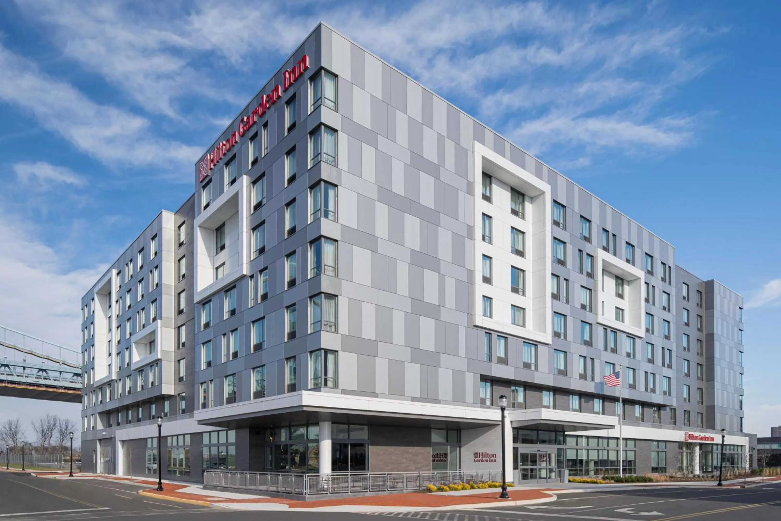 Property building in Hilton Garden Inn Camden Waterfront Philadelphia