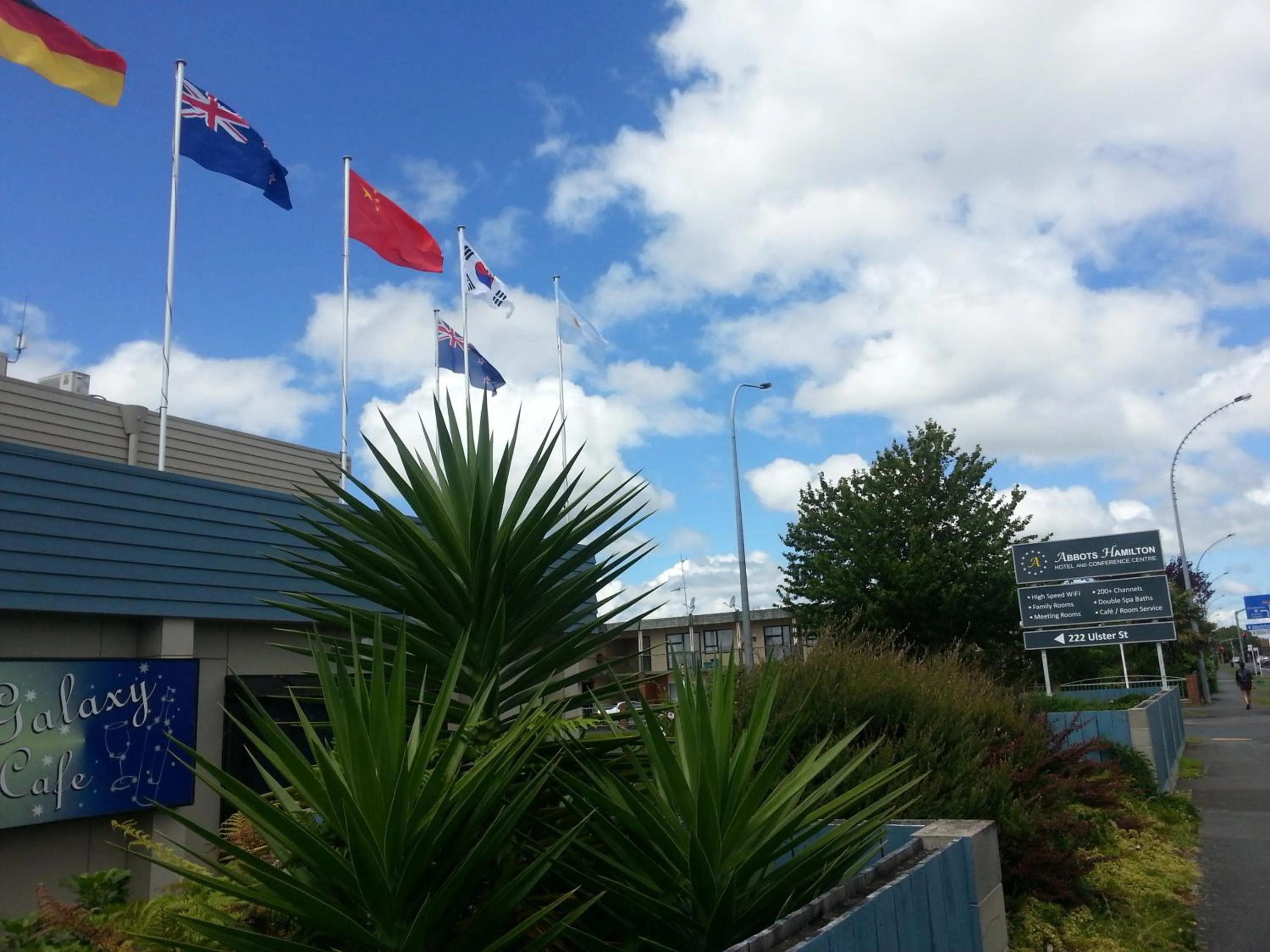 Facade/entrance in Abbots Hamilton – Hotel and Conference Centre
